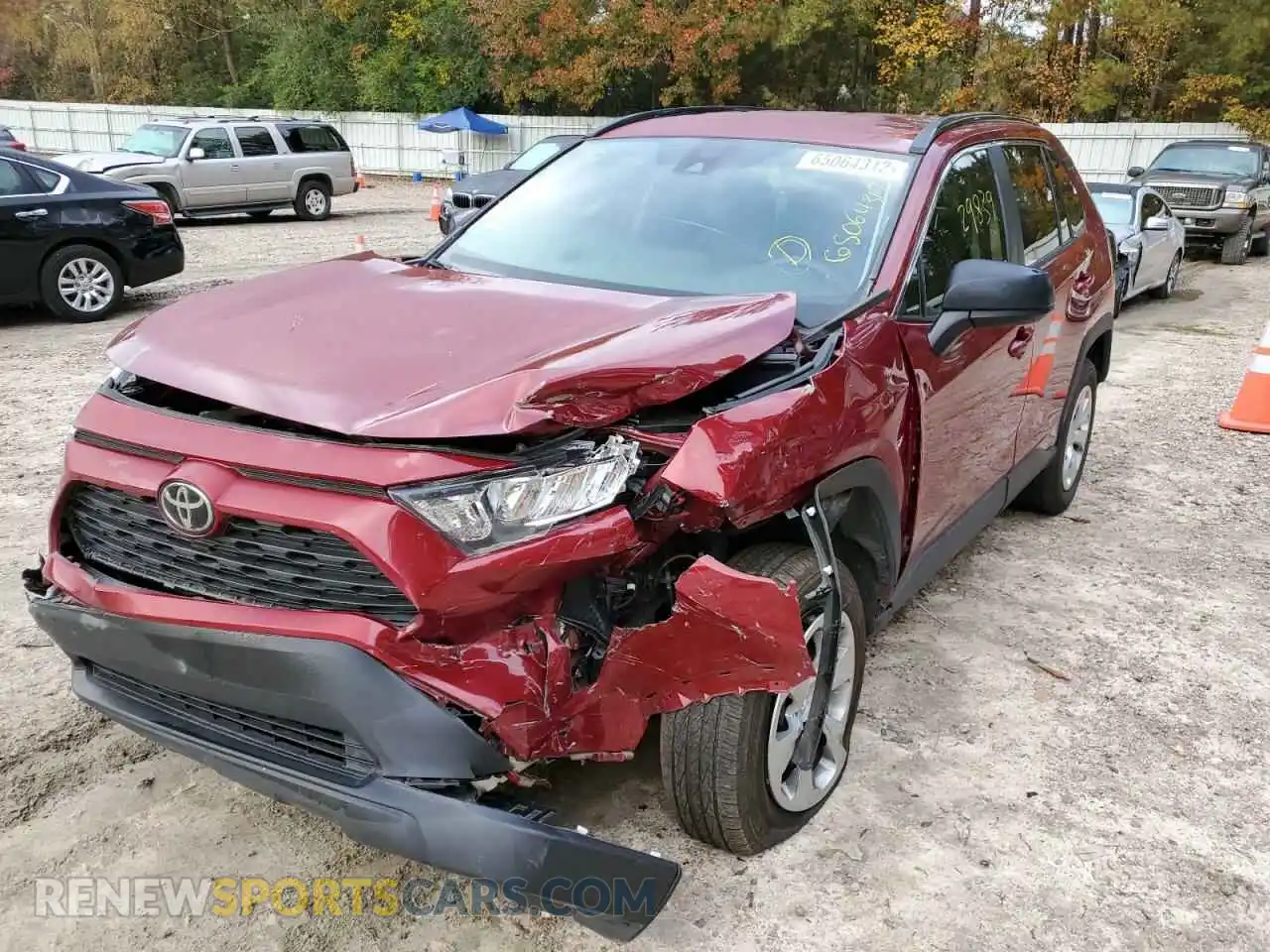 2 Photograph of a damaged car 2T3H1RFV6MW162384 TOYOTA RAV4 2021