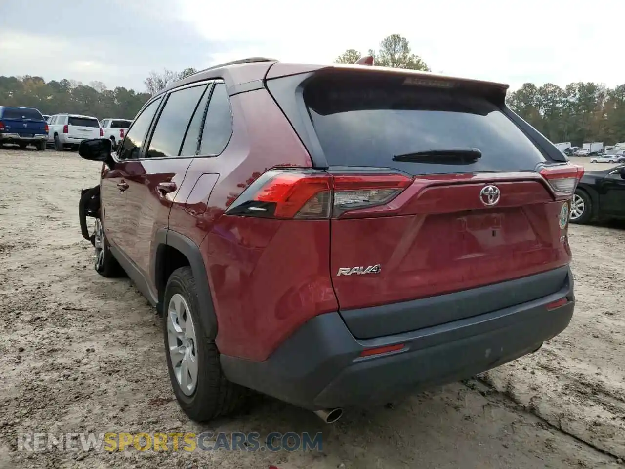 3 Photograph of a damaged car 2T3H1RFV6MW162384 TOYOTA RAV4 2021