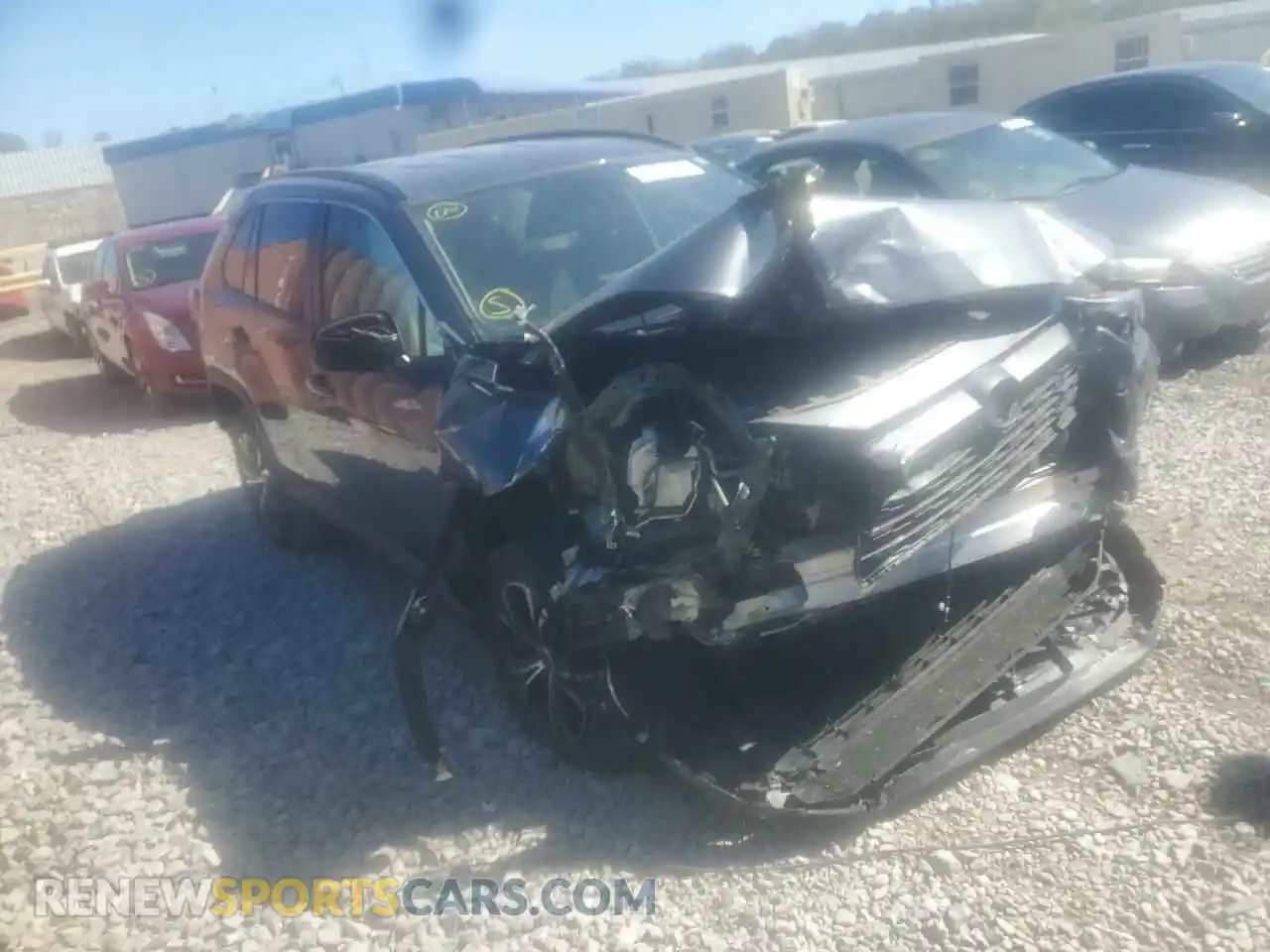 1 Photograph of a damaged car 2T3H1RFV7MC103992 TOYOTA RAV4 2021