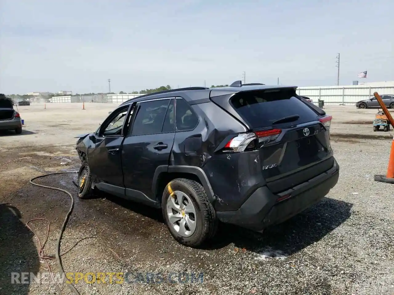 3 Photograph of a damaged car 2T3H1RFV7MC123529 TOYOTA RAV4 2021