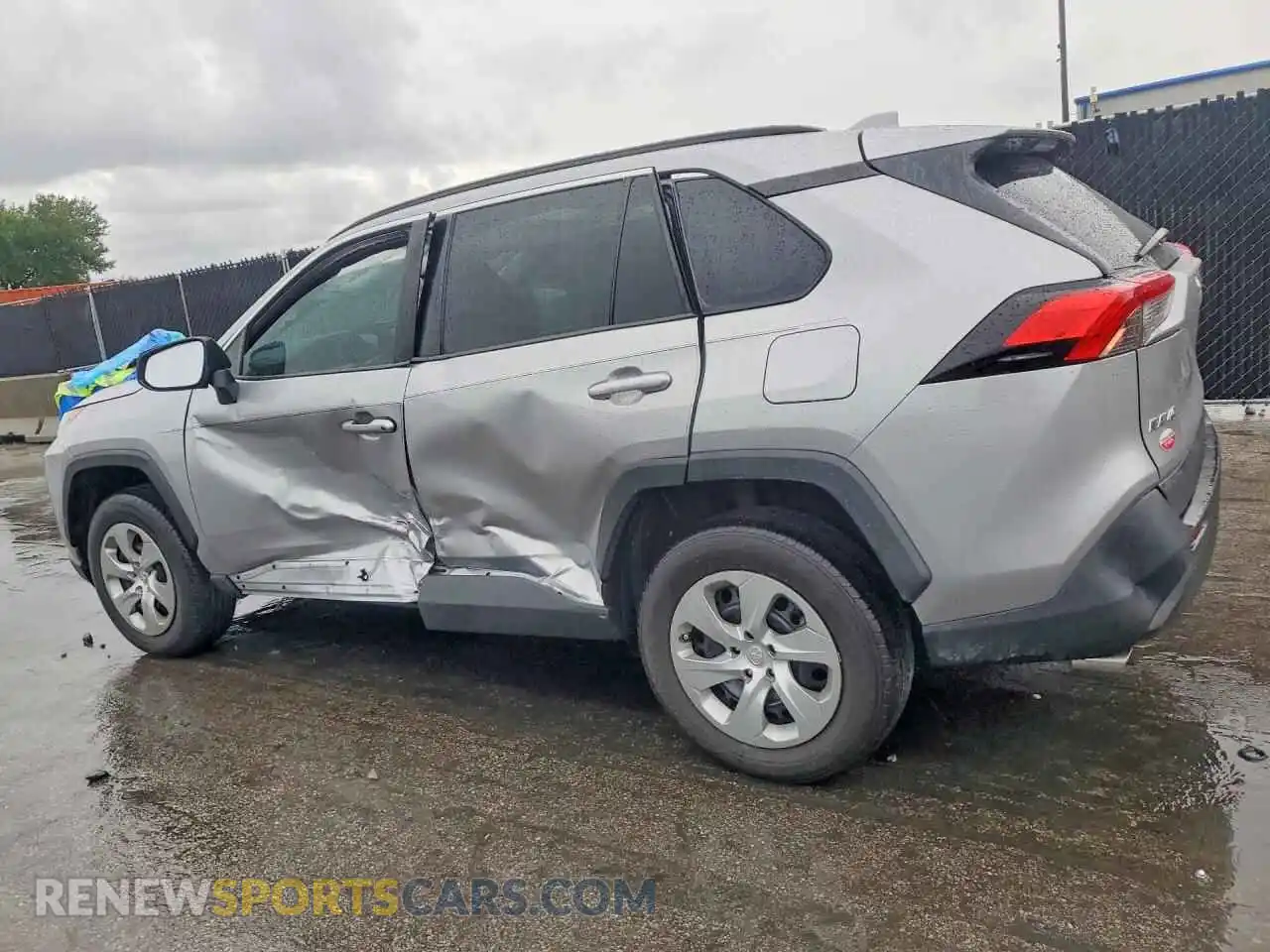 2 Photograph of a damaged car 2T3H1RFV7MC144302 TOYOTA RAV4 2021