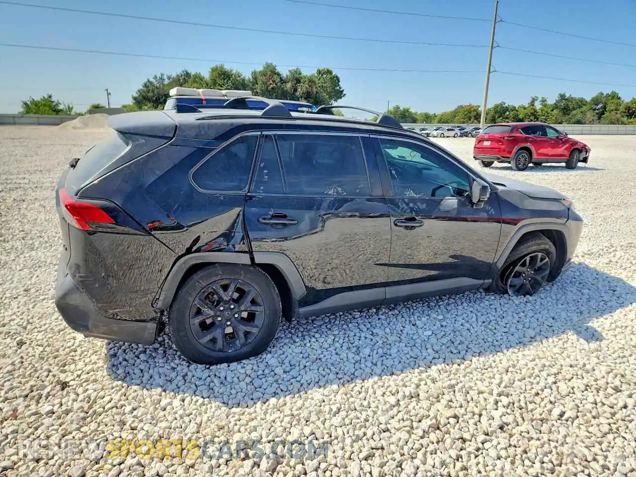 3 Фотография поврежденного автомобиля 2T3H1RFV7MC159270 TOYOTA RAV4 2021