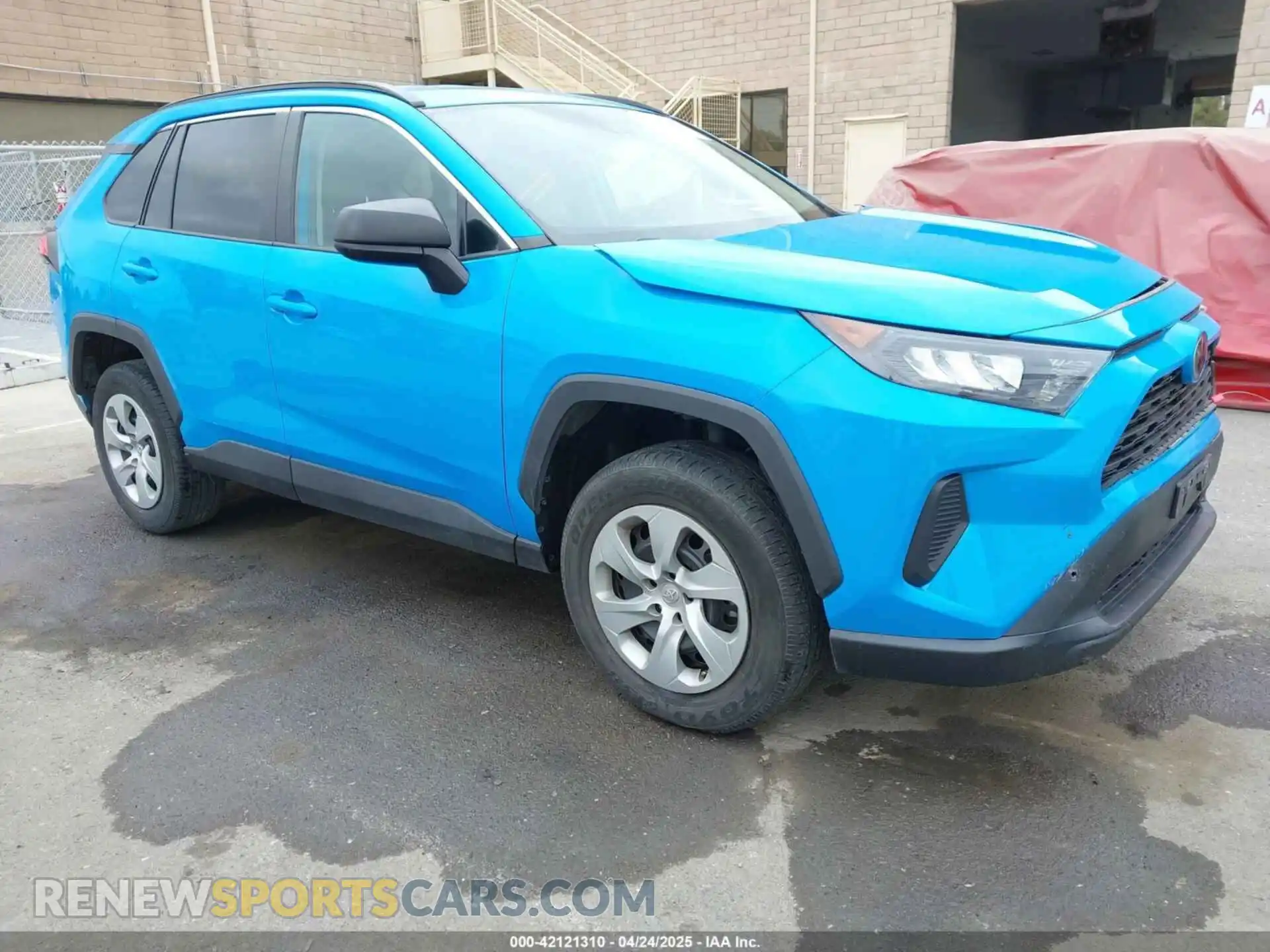 1 Фотография поврежденного автомобиля 2T3H1RFV7MW120211 TOYOTA RAV4 2021