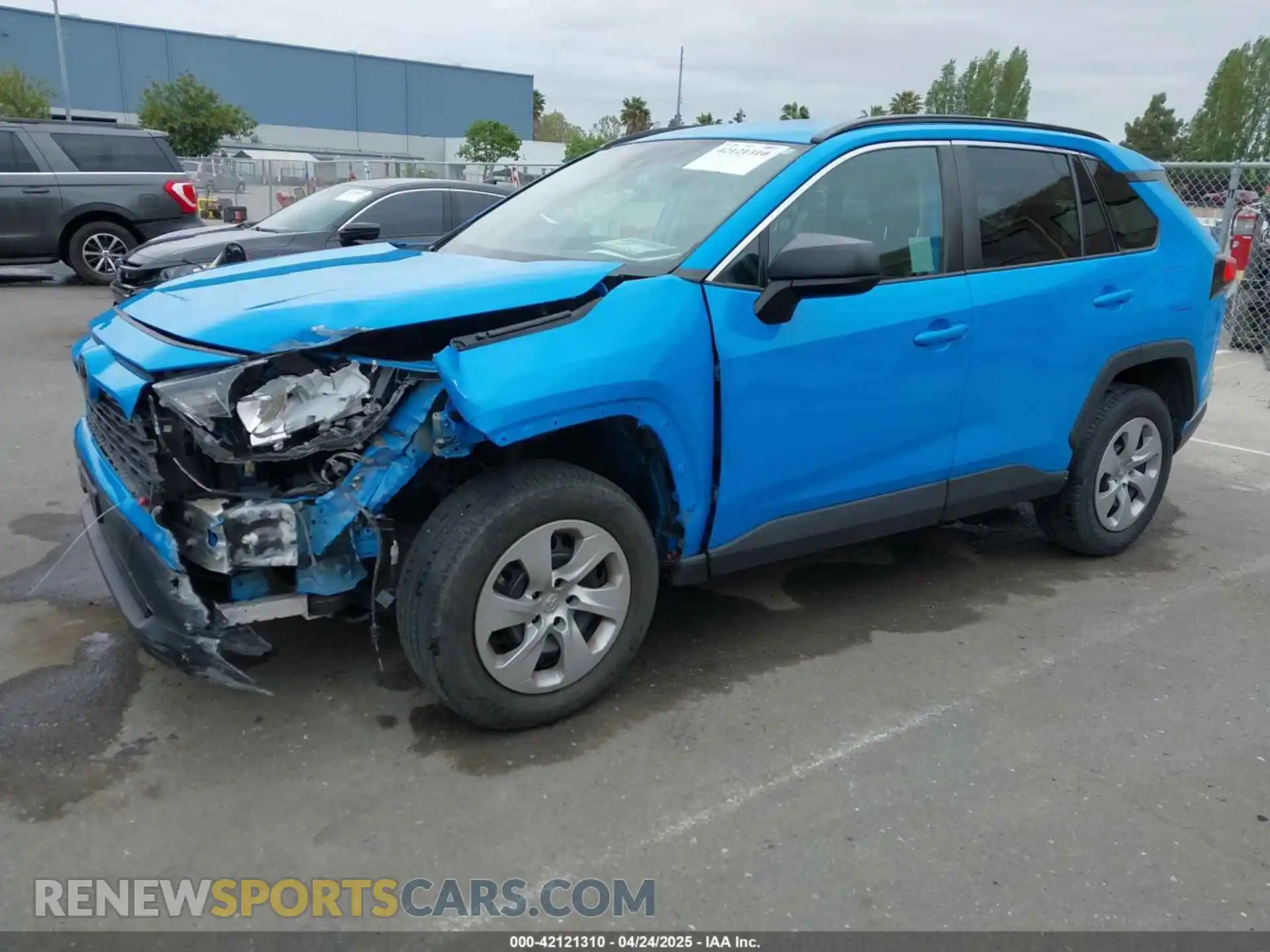 2 Фотография поврежденного автомобиля 2T3H1RFV7MW120211 TOYOTA RAV4 2021