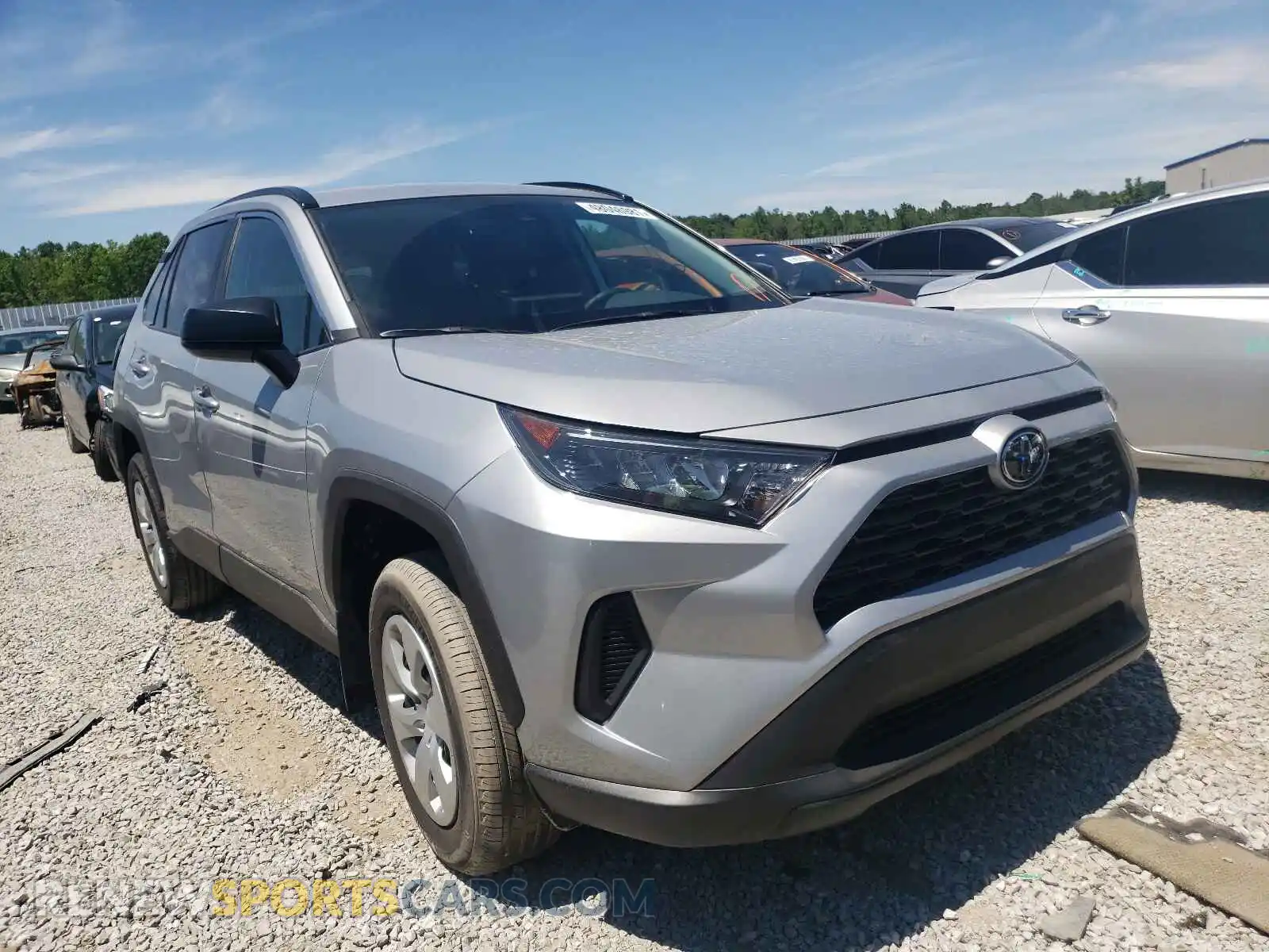 1 Photograph of a damaged car 2T3H1RFV7MW146646 TOYOTA RAV4 2021