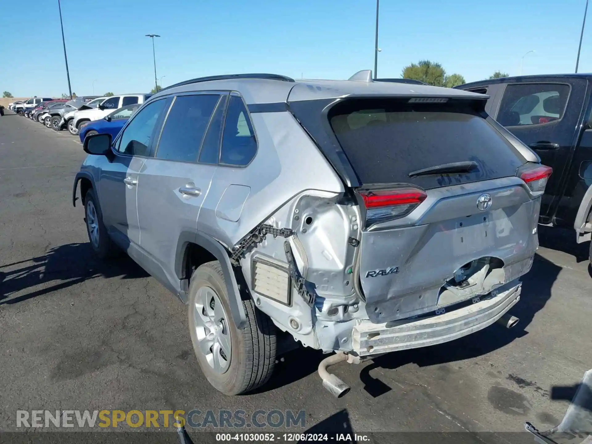 3 Photograph of a damaged car 2T3H1RFV8MC095241 TOYOTA RAV4 2021
