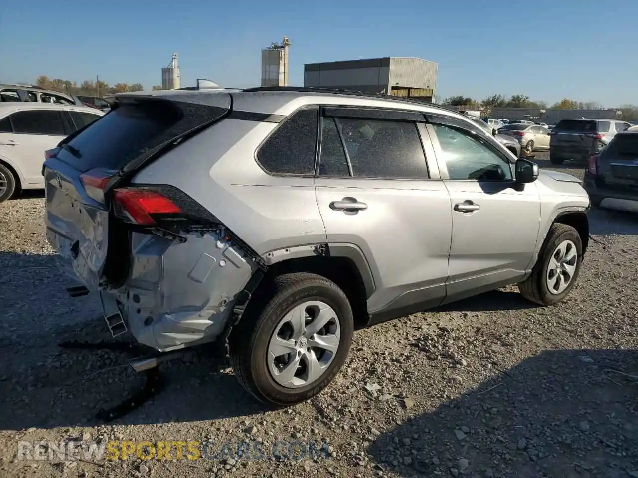 3 Photograph of a damaged car 2T3H1RFV8MC100275 TOYOTA RAV4 2021
