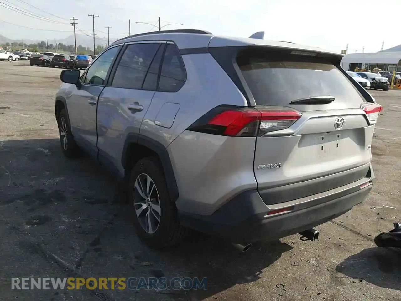 3 Photograph of a damaged car 2T3H1RFV8MC103290 TOYOTA RAV4 2021