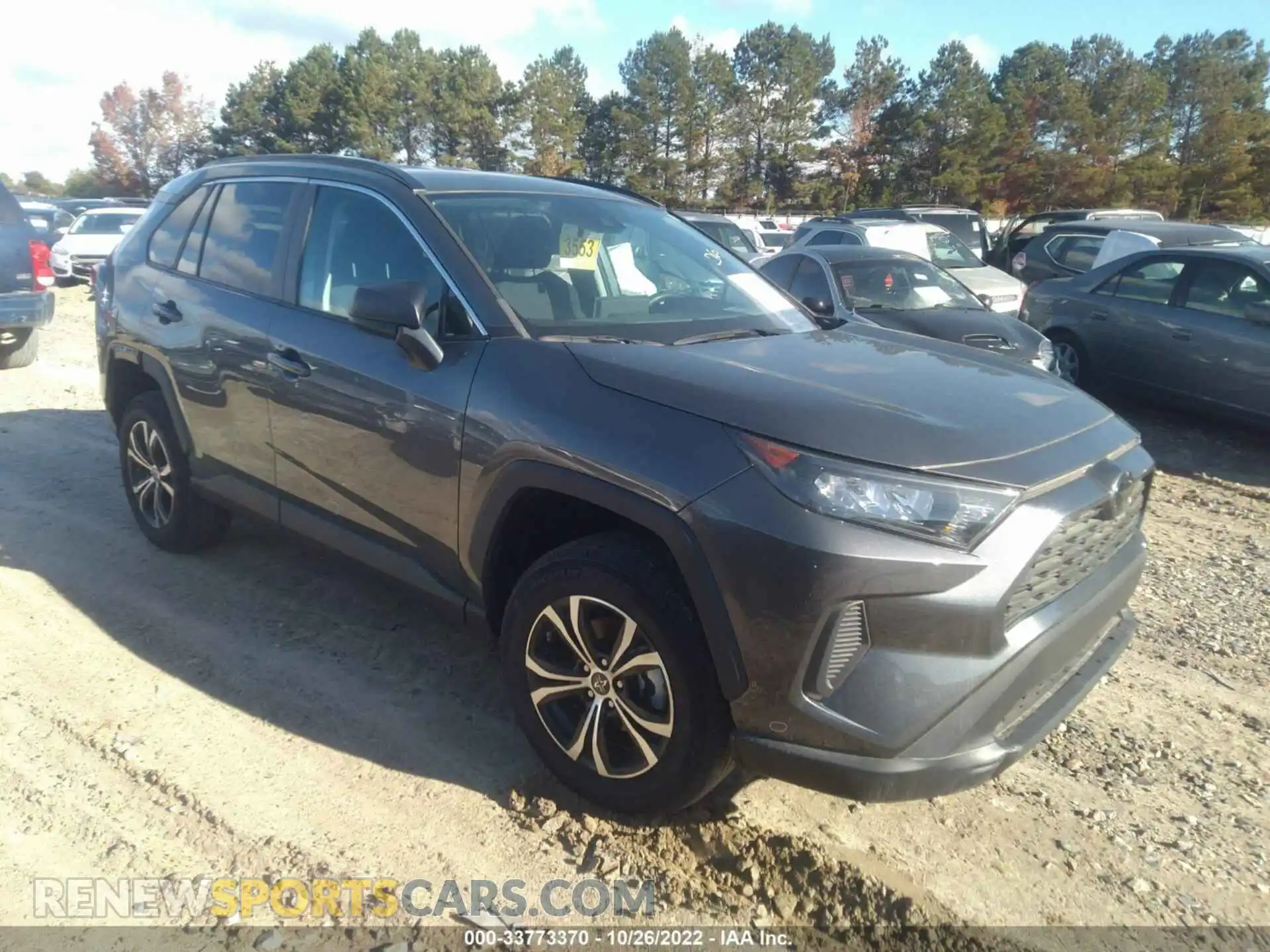 1 Photograph of a damaged car 2T3H1RFV8MC110742 TOYOTA RAV4 2021