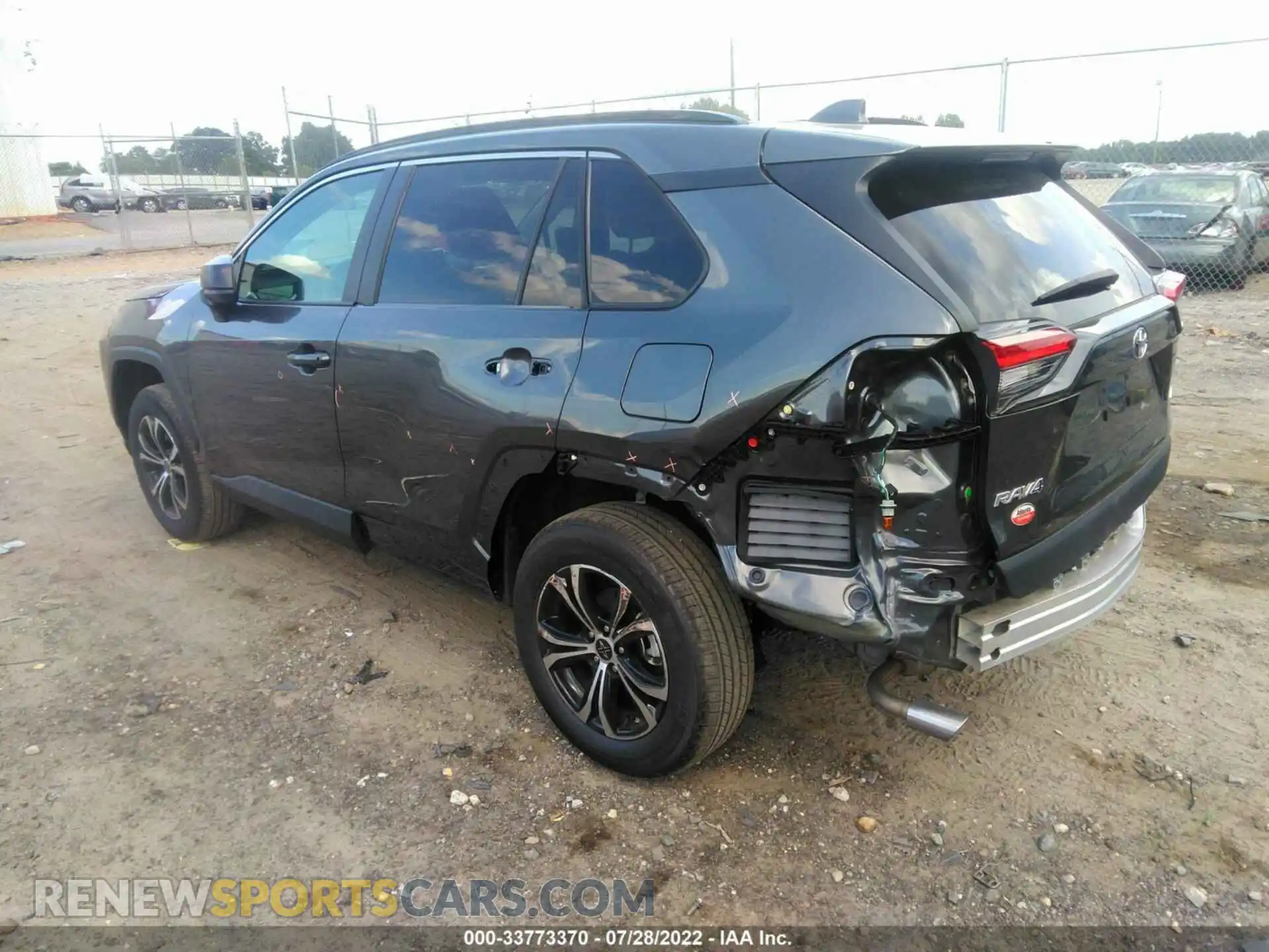 3 Photograph of a damaged car 2T3H1RFV8MC110742 TOYOTA RAV4 2021