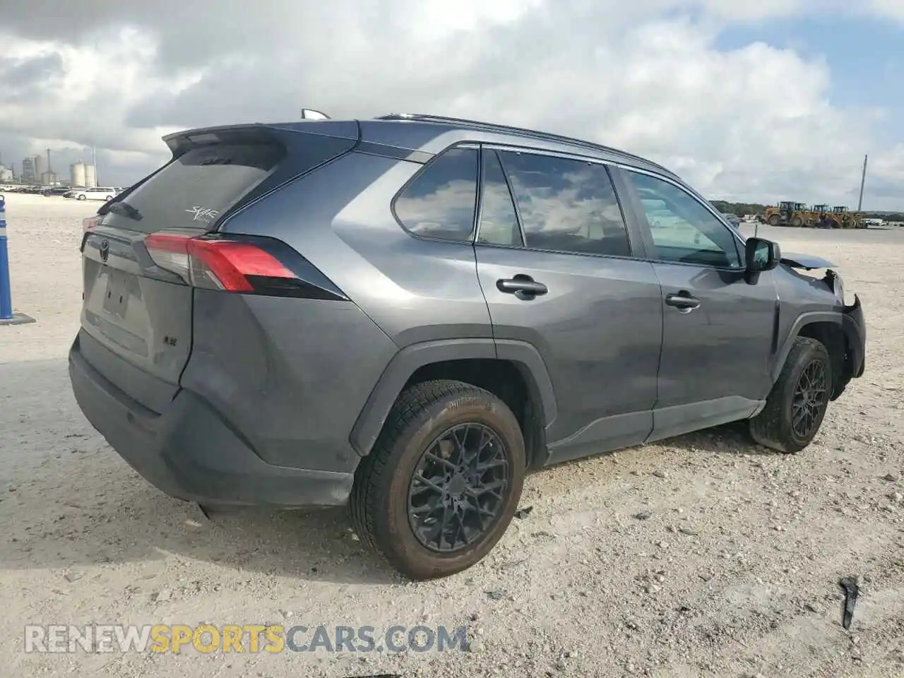 3 Photograph of a damaged car 2T3H1RFV8MC119232 TOYOTA RAV4 2021