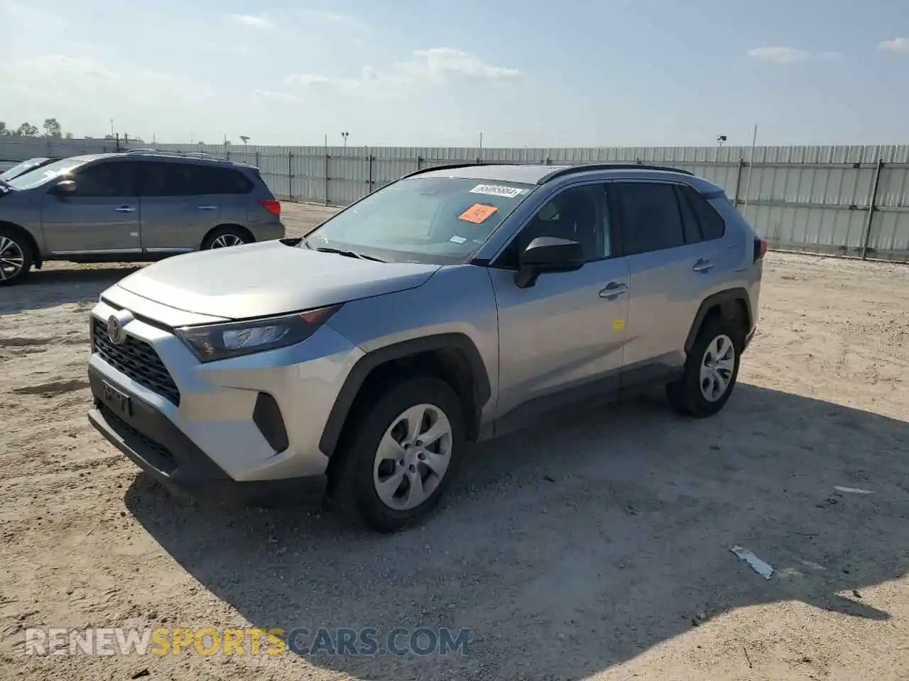 1 Photograph of a damaged car 2T3H1RFV8MC121272 TOYOTA RAV4 2021