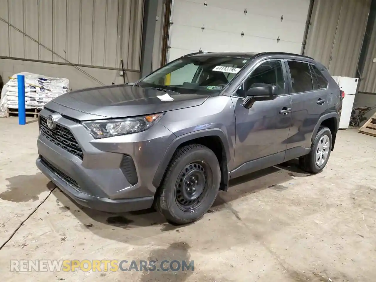 1 Photograph of a damaged car 2T3H1RFV8MC146768 TOYOTA RAV4 2021
