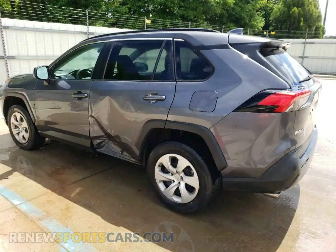2 Photograph of a damaged car 2T3H1RFV8MW148518 TOYOTA RAV4 2021