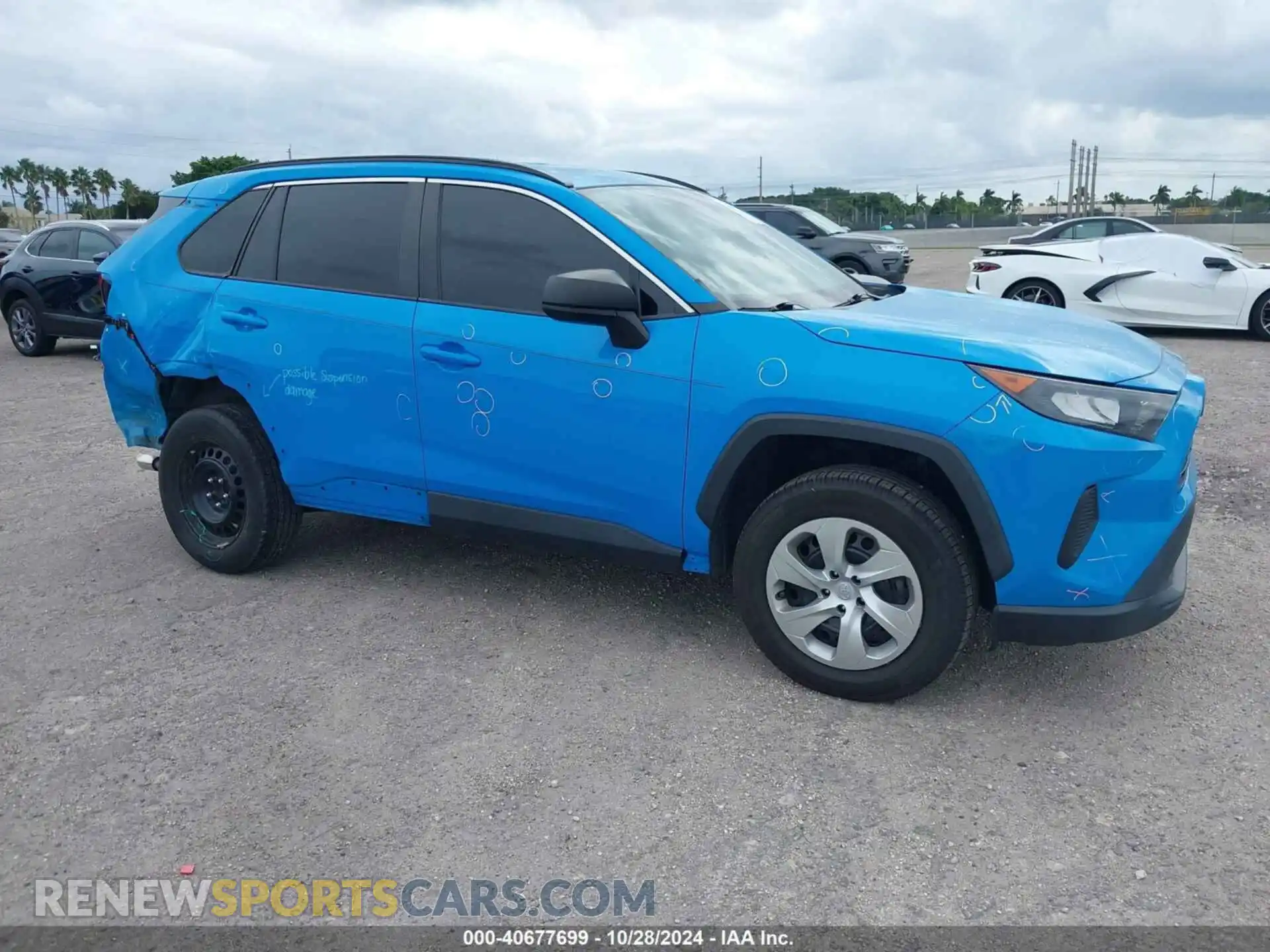 1 Photograph of a damaged car 2T3H1RFV8MW160491 TOYOTA RAV4 2021