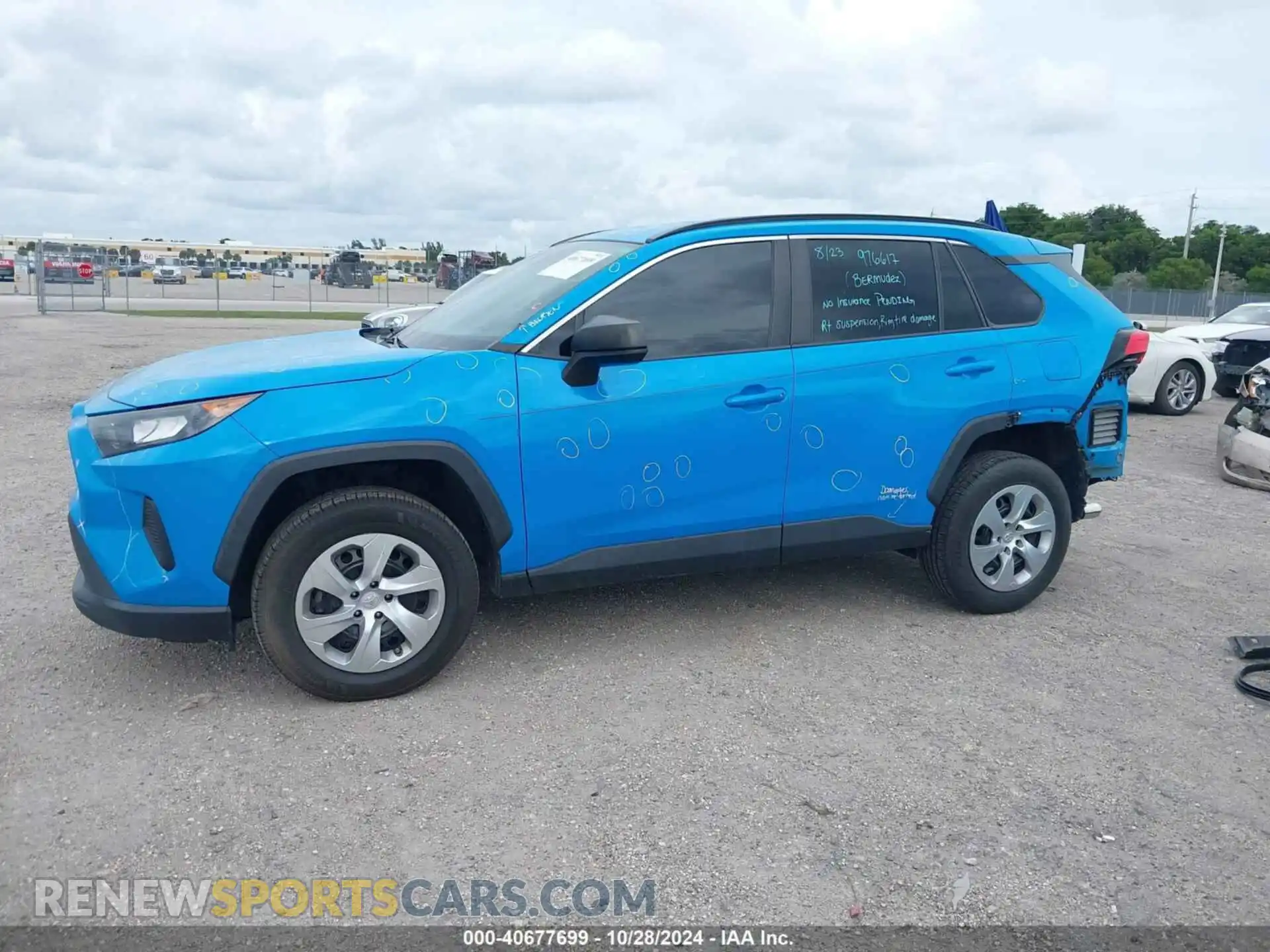 2 Photograph of a damaged car 2T3H1RFV8MW160491 TOYOTA RAV4 2021