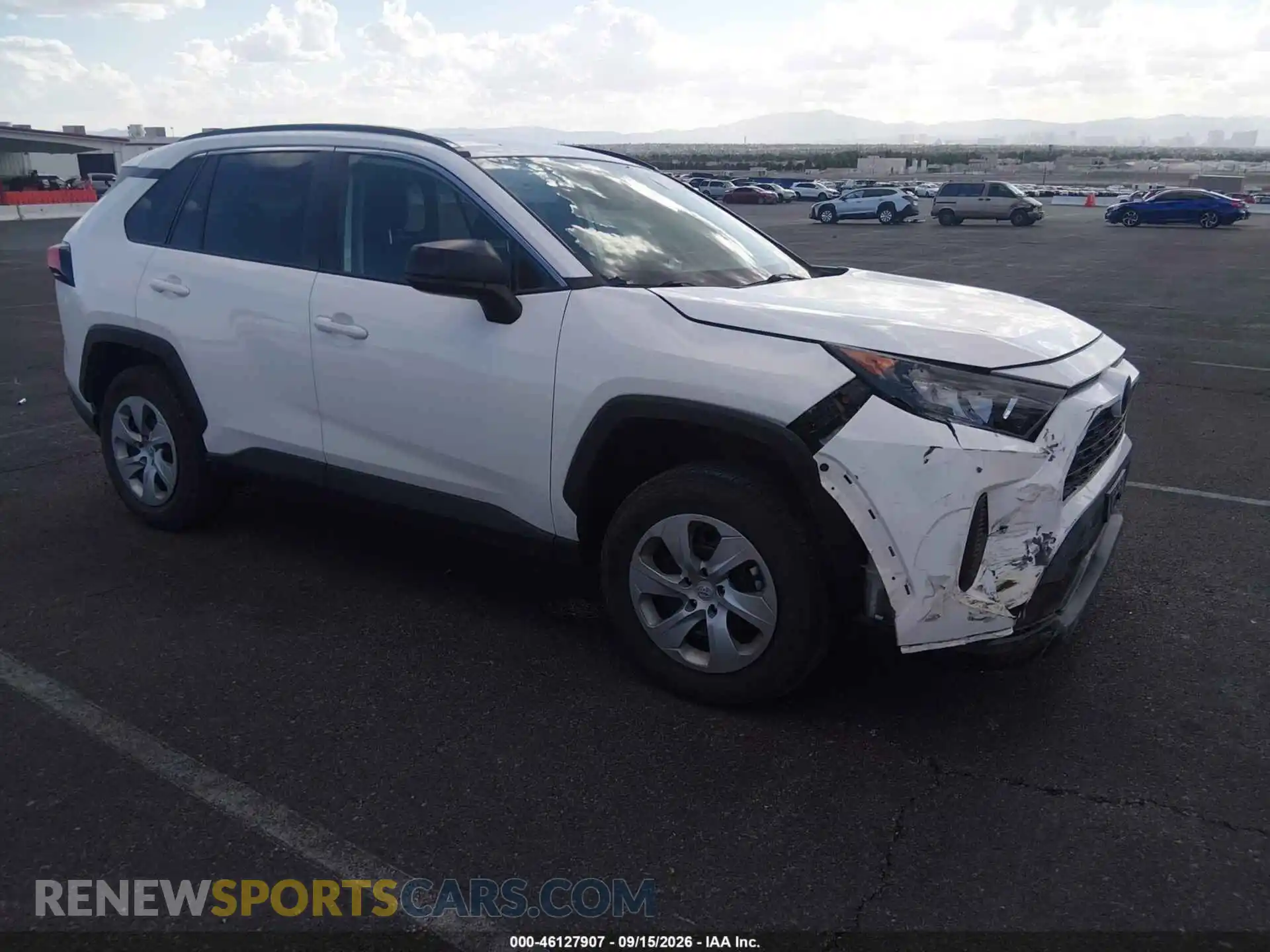 1 Photograph of a damaged car 2T3H1RFV9MC091523 TOYOTA RAV4 2021