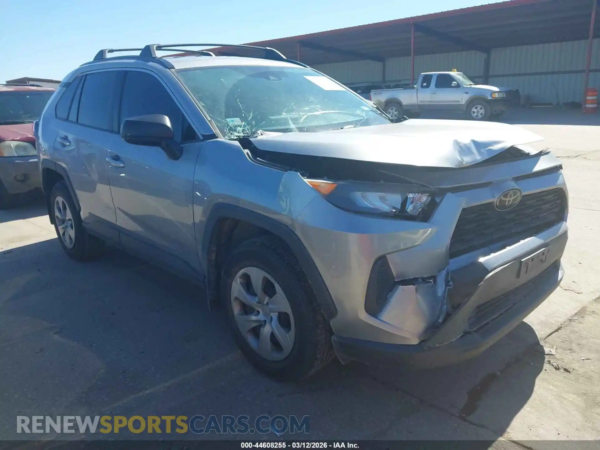 1 Photograph of a damaged car 2T3H1RFV9MC096270 TOYOTA RAV4 2021