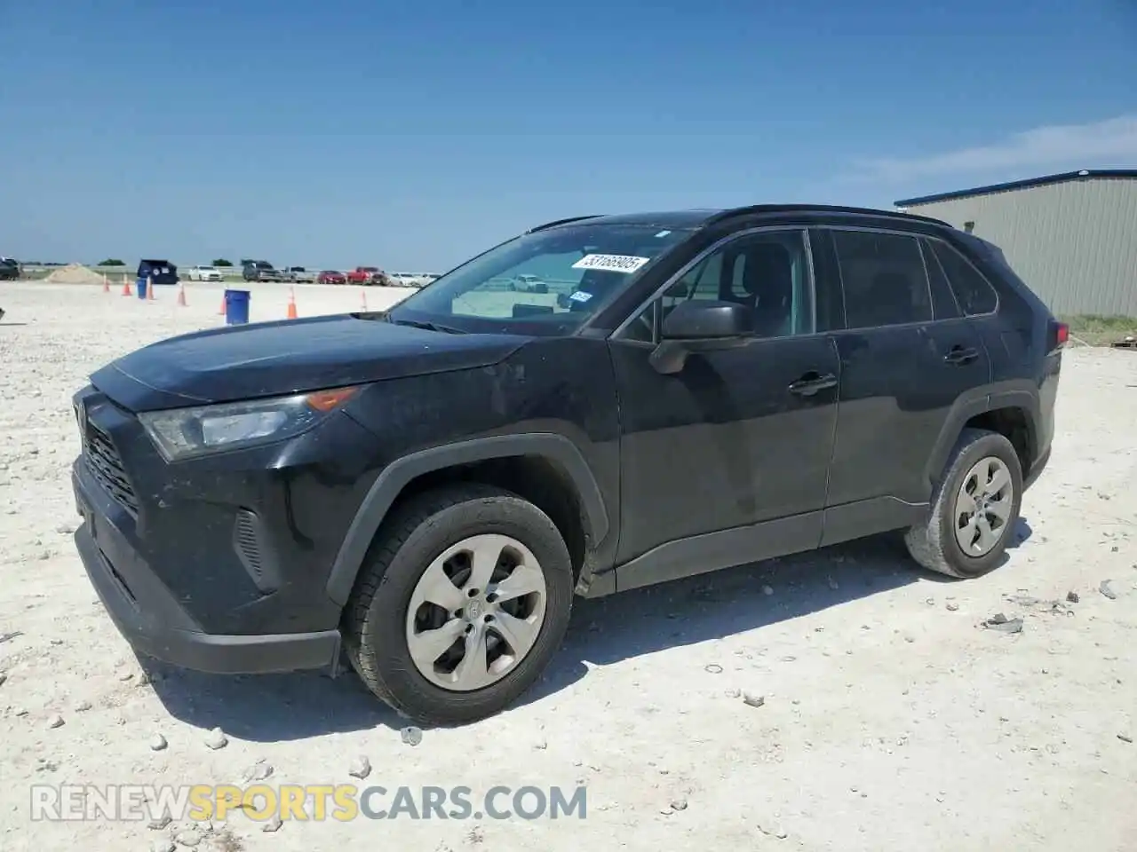 1 Photograph of a damaged car 2T3H1RFV9MC097435 TOYOTA RAV4 2021