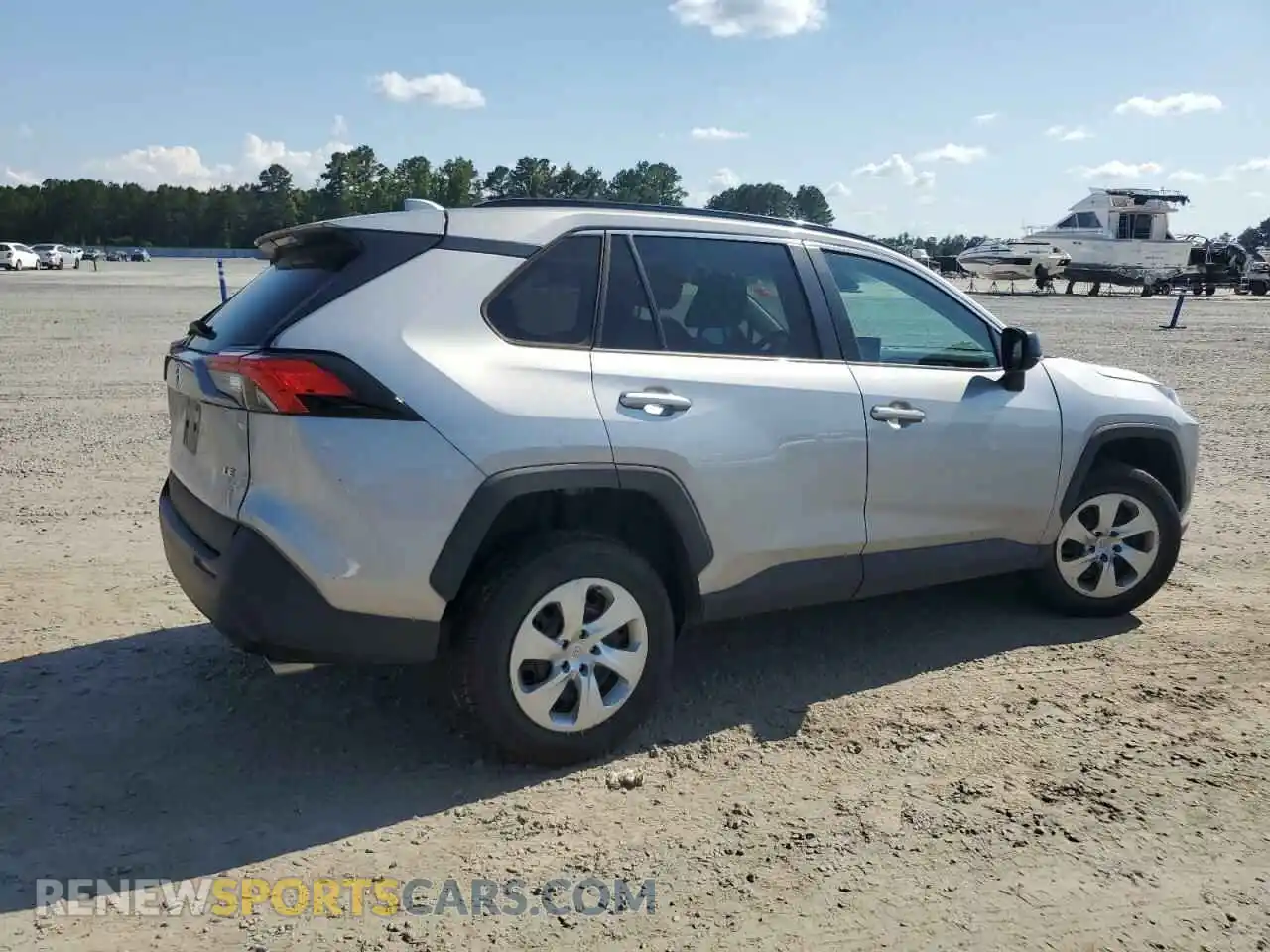 3 Photograph of a damaged car 2T3H1RFV9MC119501 TOYOTA RAV4 2021
