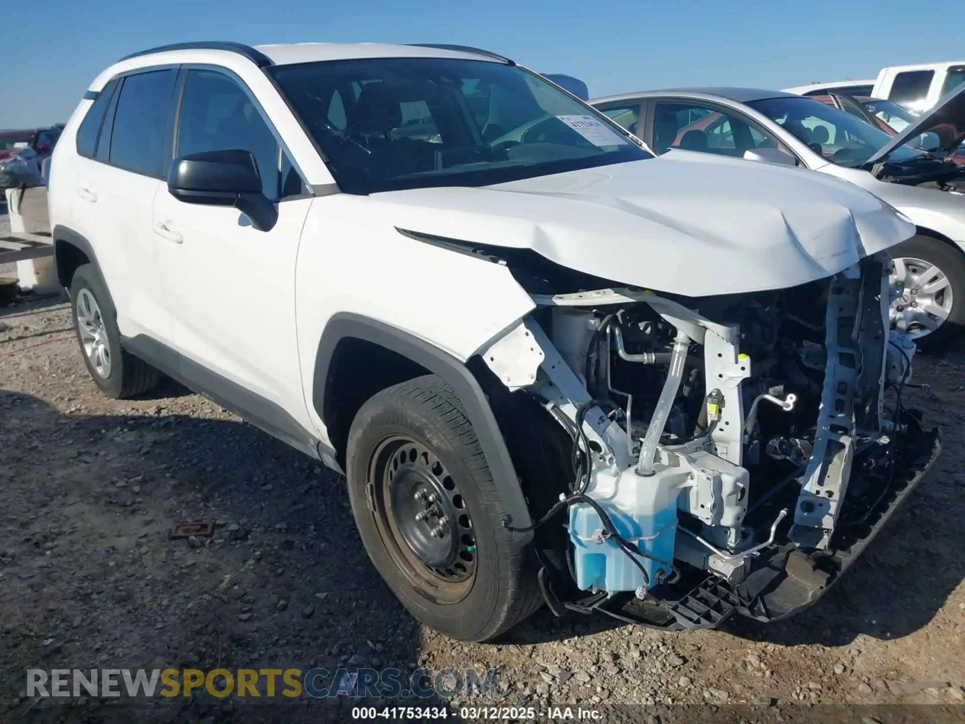1 Photograph of a damaged car 2T3H1RFV9MC123547 TOYOTA RAV4 2021