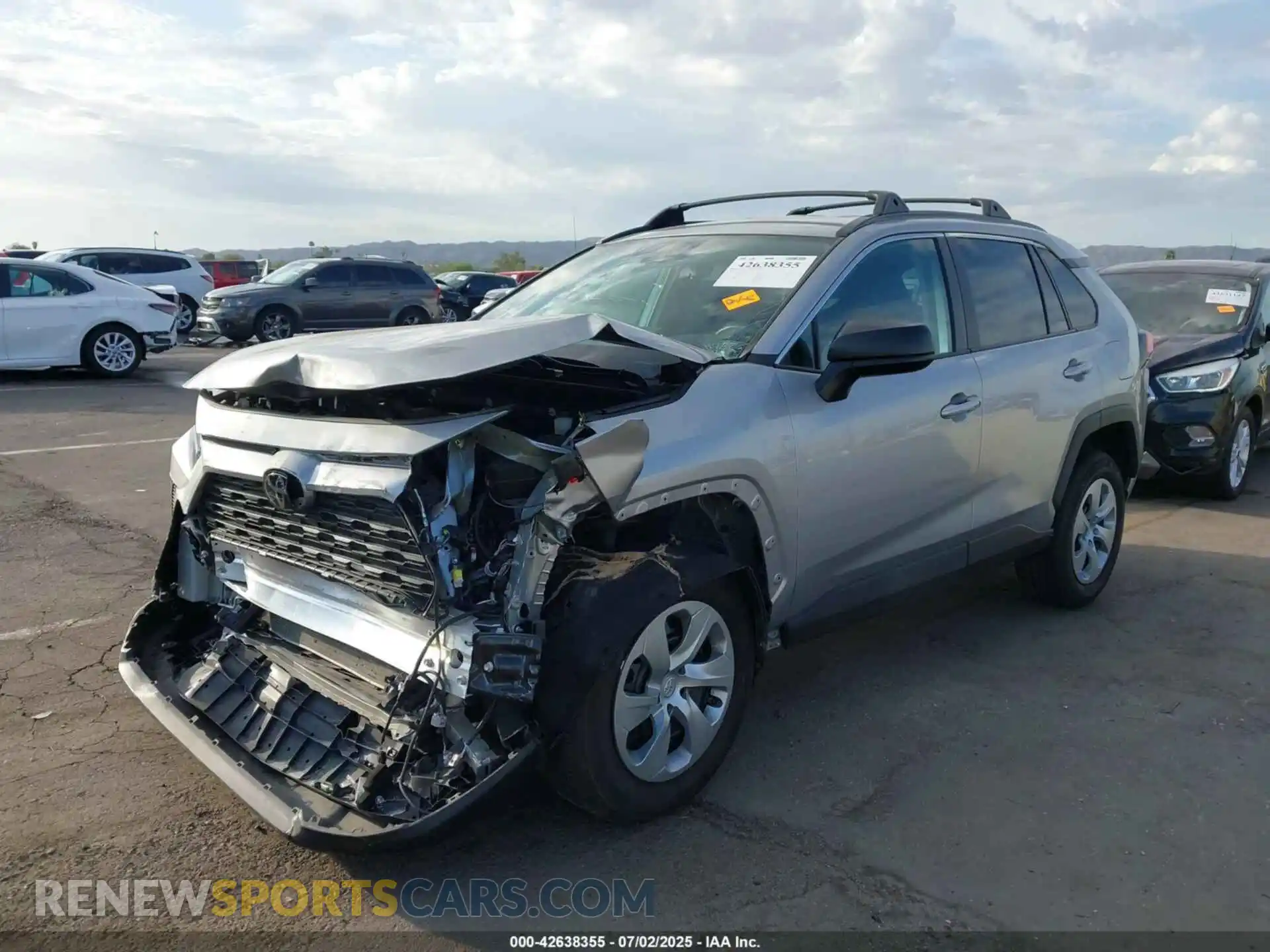 2 Photograph of a damaged car 2T3H1RFV9MC142082 TOYOTA RAV4 2021