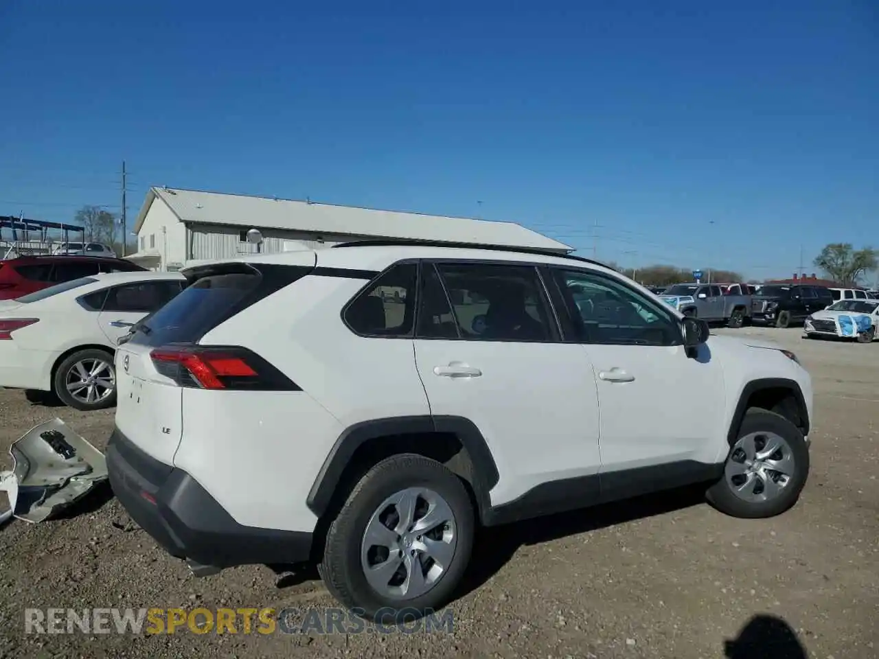 3 Photograph of a damaged car 2T3H1RFV9MC146617 TOYOTA RAV4 2021