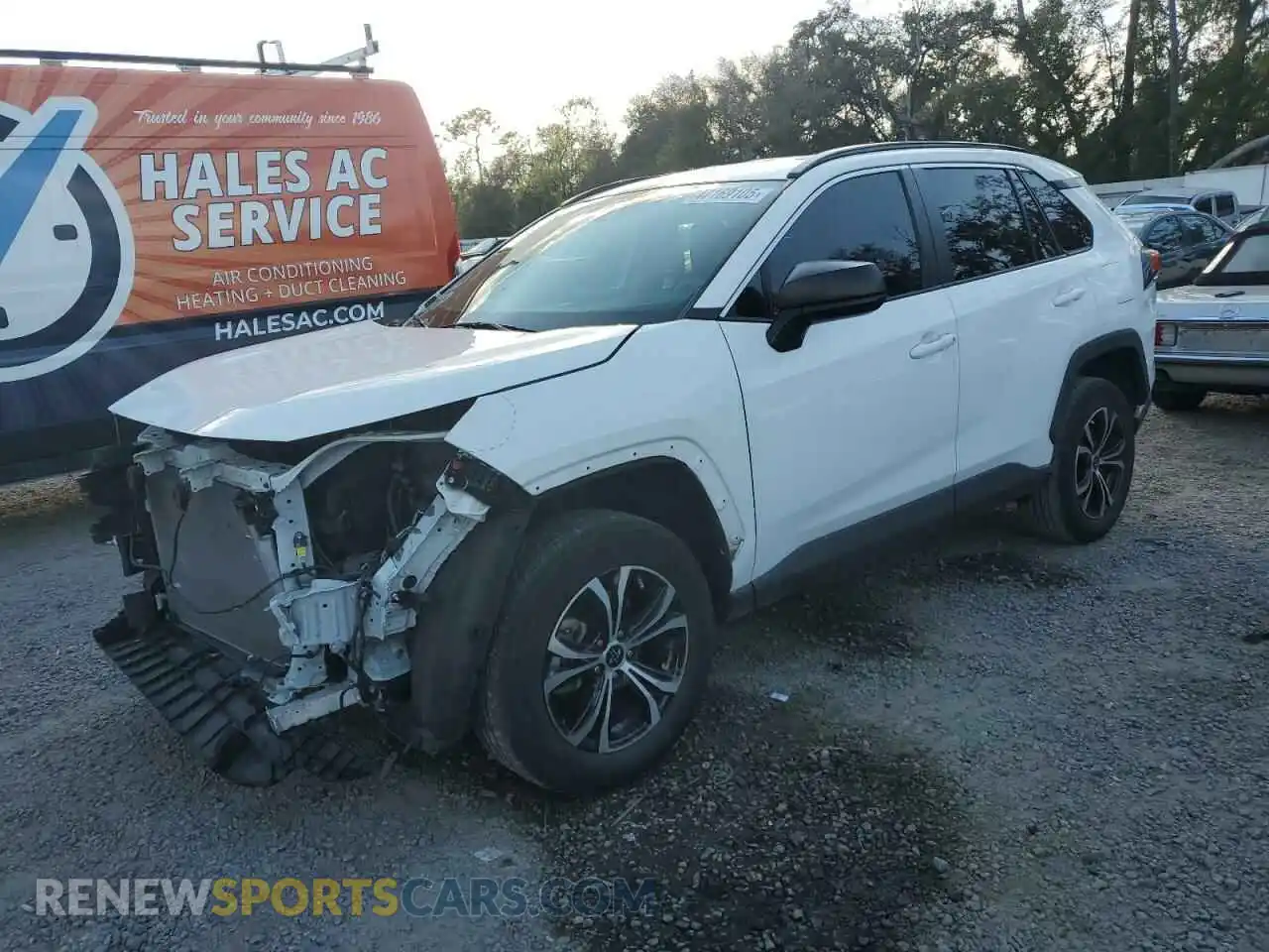 1 Photograph of a damaged car 2T3H1RFV9MC147704 TOYOTA RAV4 2021