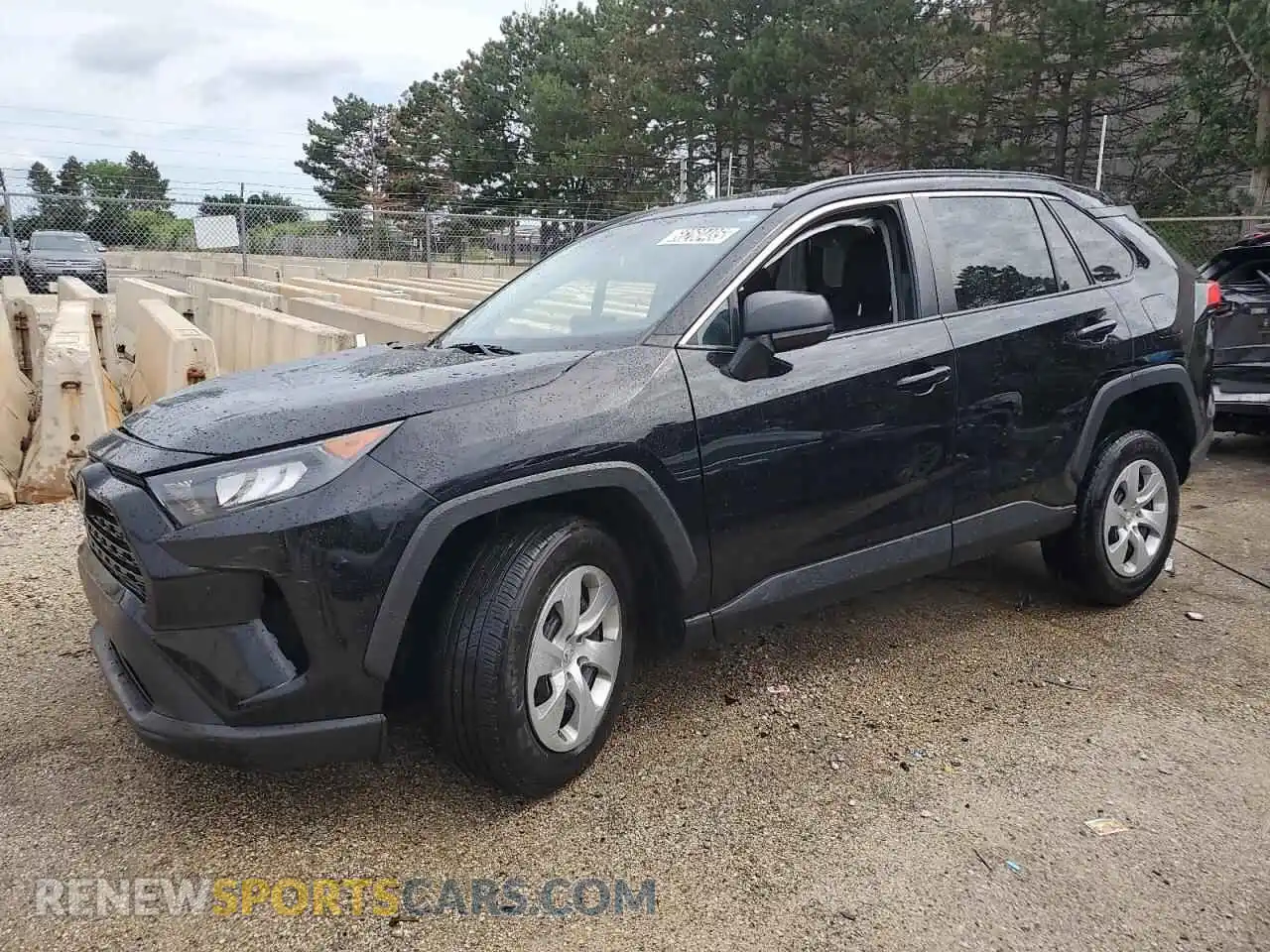 1 Photograph of a damaged car 2T3H1RFV9MC149310 TOYOTA RAV4 2021