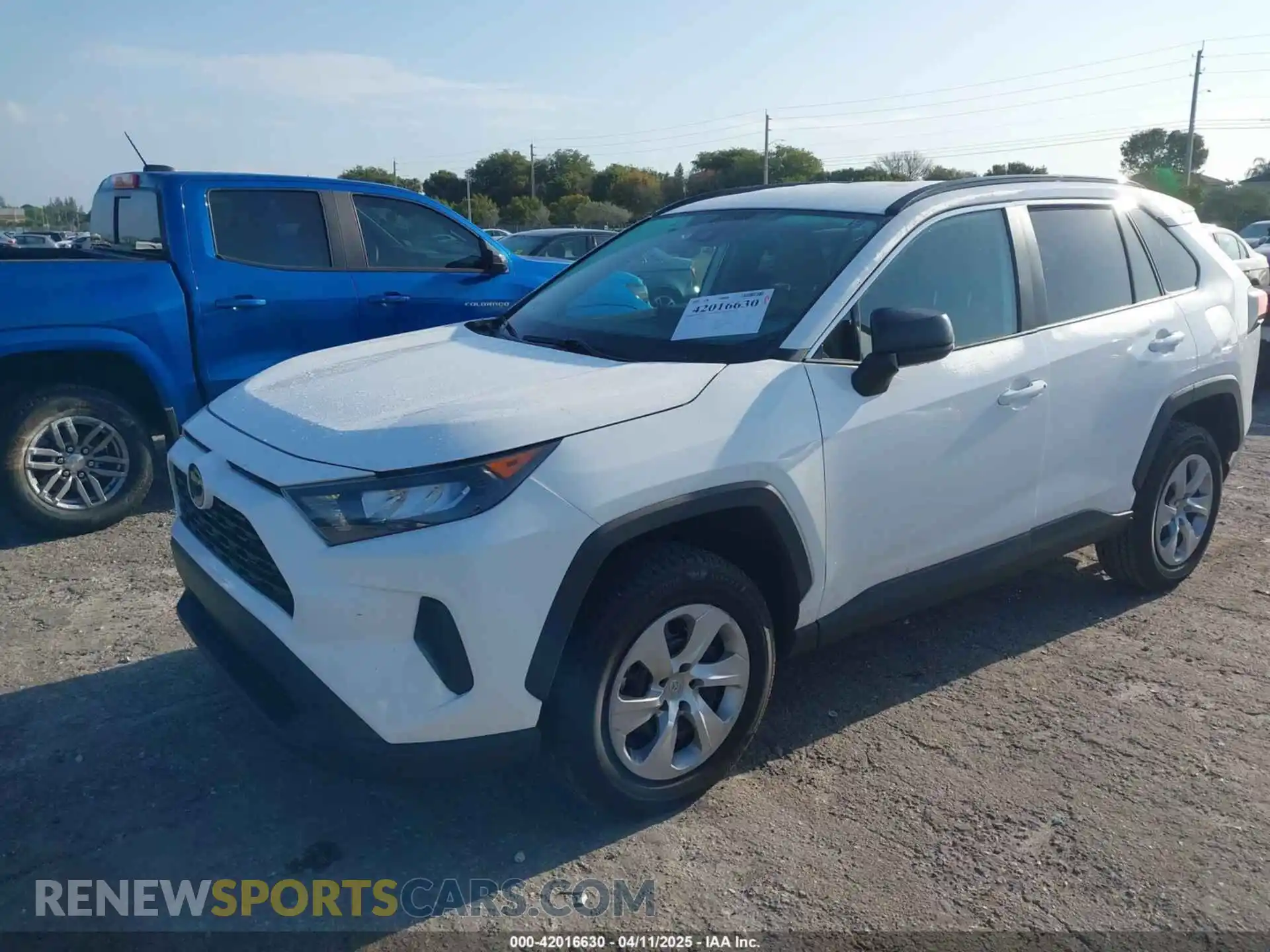 2 Photograph of a damaged car 2T3H1RFV9MW105564 TOYOTA RAV4 2021