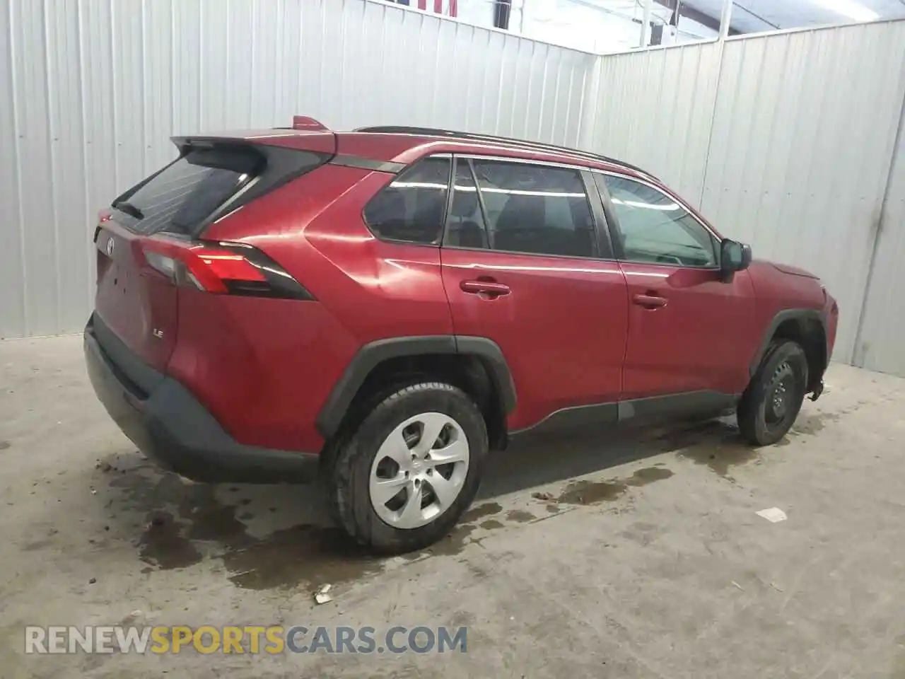 3 Photograph of a damaged car 2T3H1RFV9MW136684 TOYOTA RAV4 2021