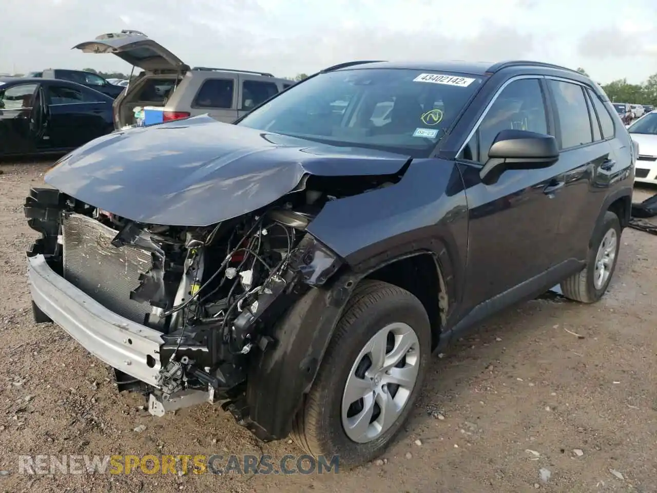 2 Фотография поврежденного автомобиля 2T3H1RFV9MW140041 TOYOTA RAV4 2021