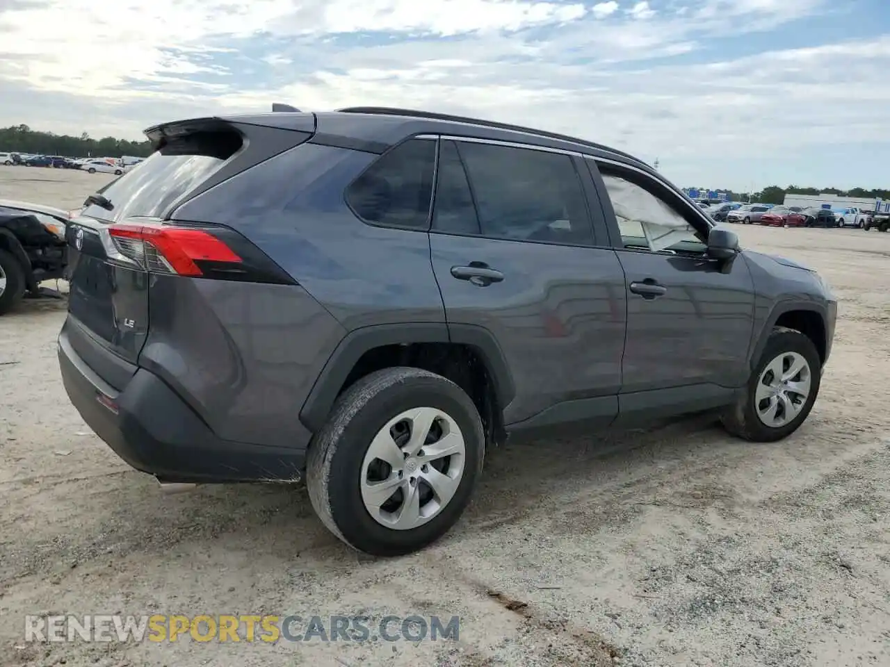 3 Фотография поврежденного автомобиля 2T3H1RFV9MW166154 TOYOTA RAV4 2021