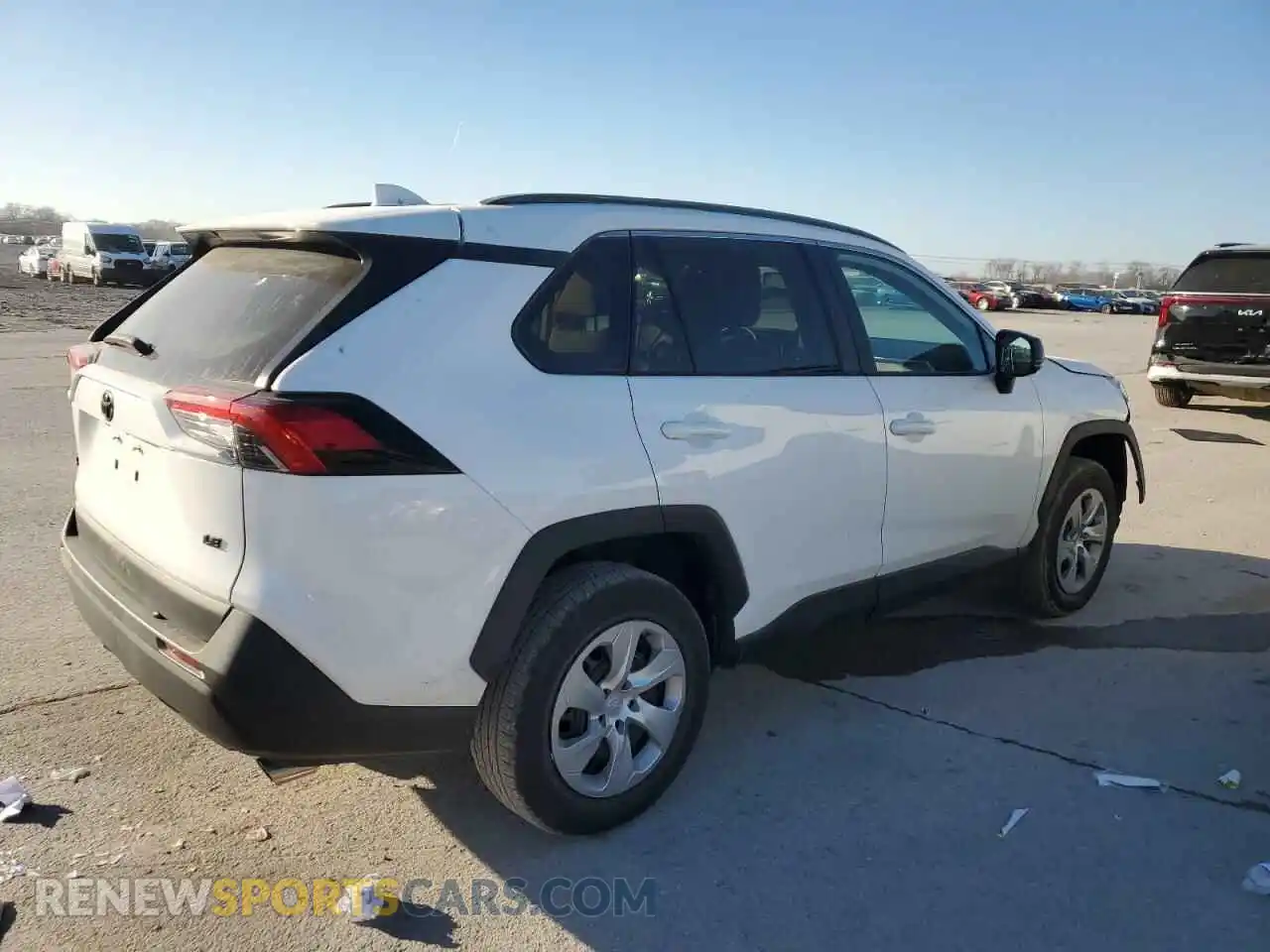 3 Photograph of a damaged car 2T3H1RFVXMC123203 TOYOTA RAV4 2021