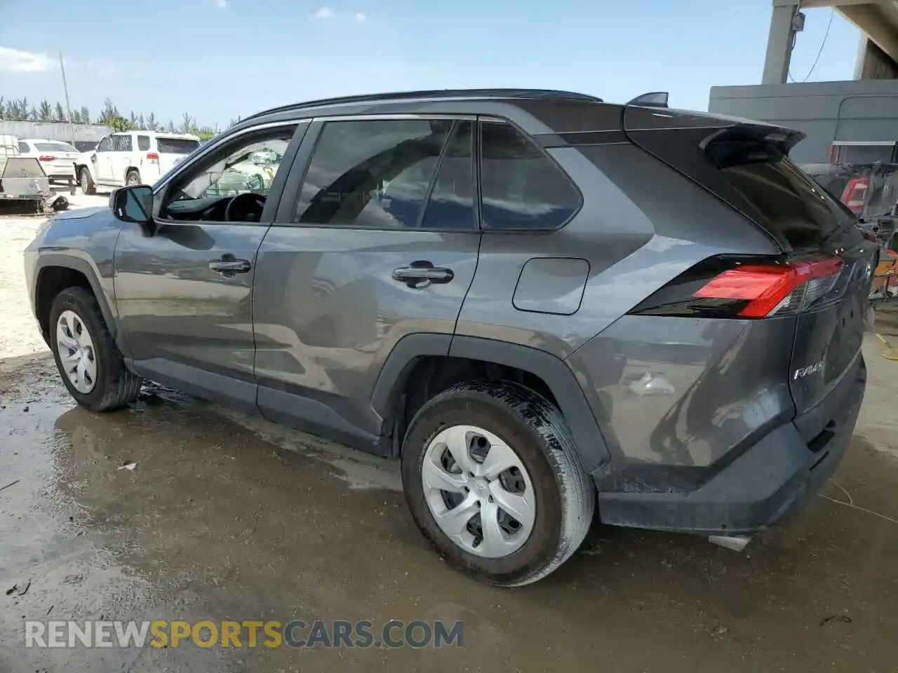 2 Photograph of a damaged car 2T3H1RFVXMC134086 TOYOTA RAV4 2021