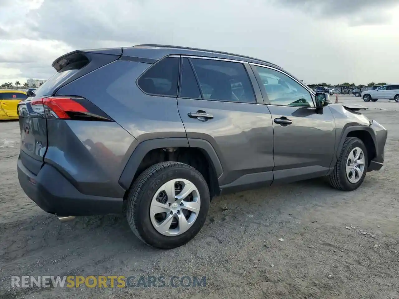 3 Photograph of a damaged car 2T3H1RFVXMC154791 TOYOTA RAV4 2021