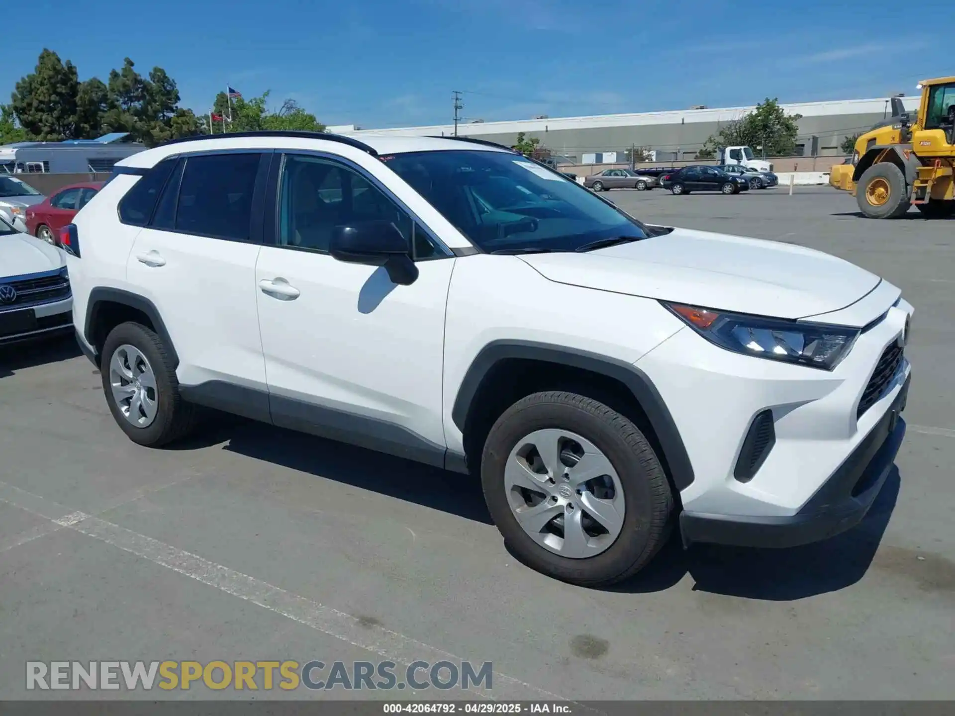 1 Photograph of a damaged car 2T3H1RFVXMC170800 TOYOTA RAV4 2021