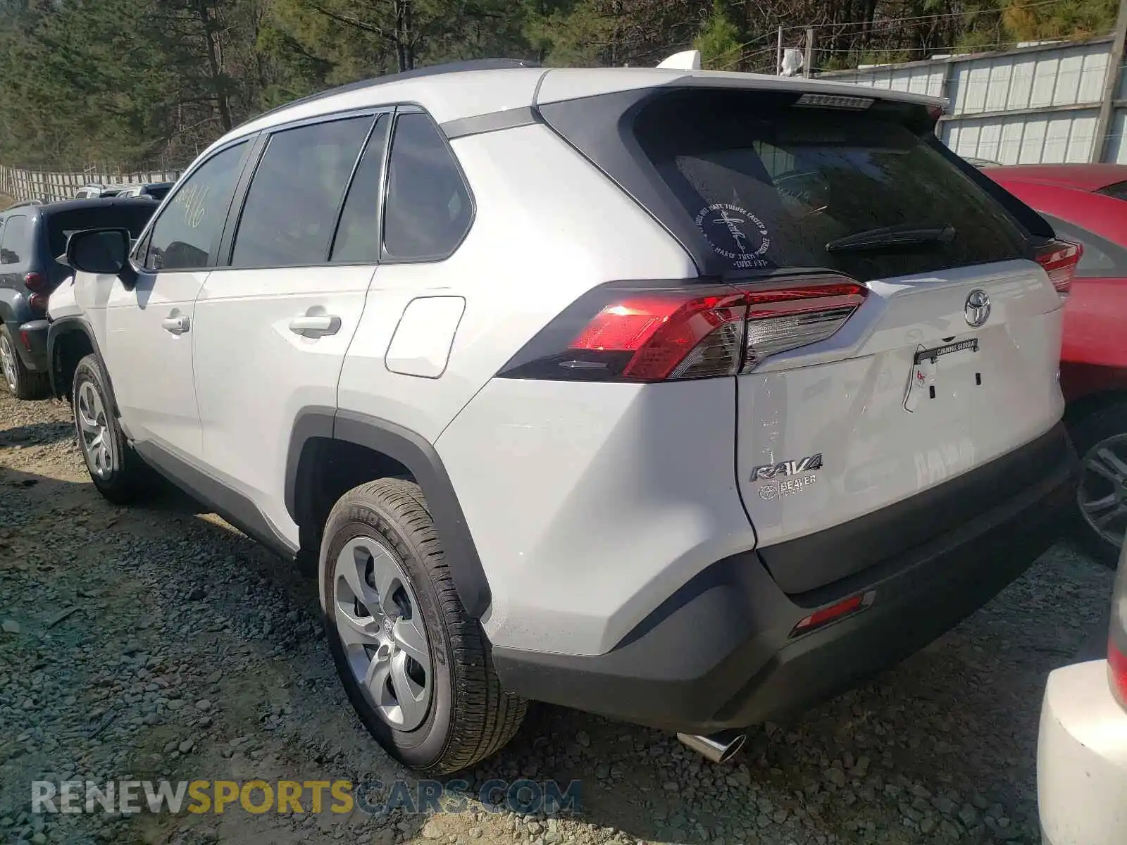 3 Photograph of a damaged car 2T3H1RFVXMW104519 TOYOTA RAV4 2021