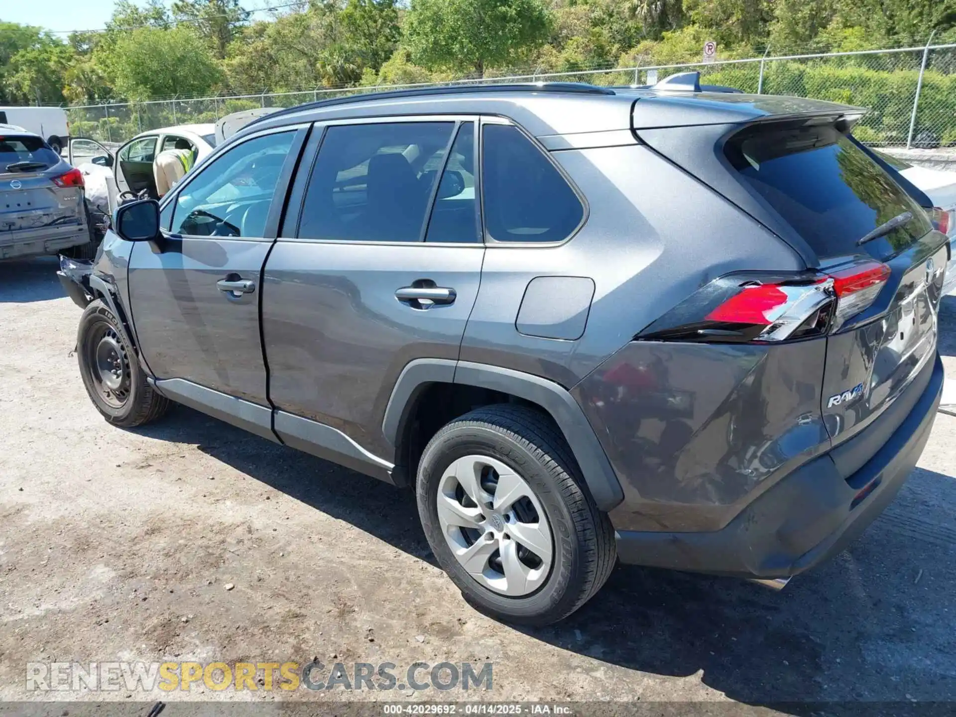 3 fotografías del automóvil dañado 2T3H1RFVXMW127587 TOYOTA RAV4 2021
