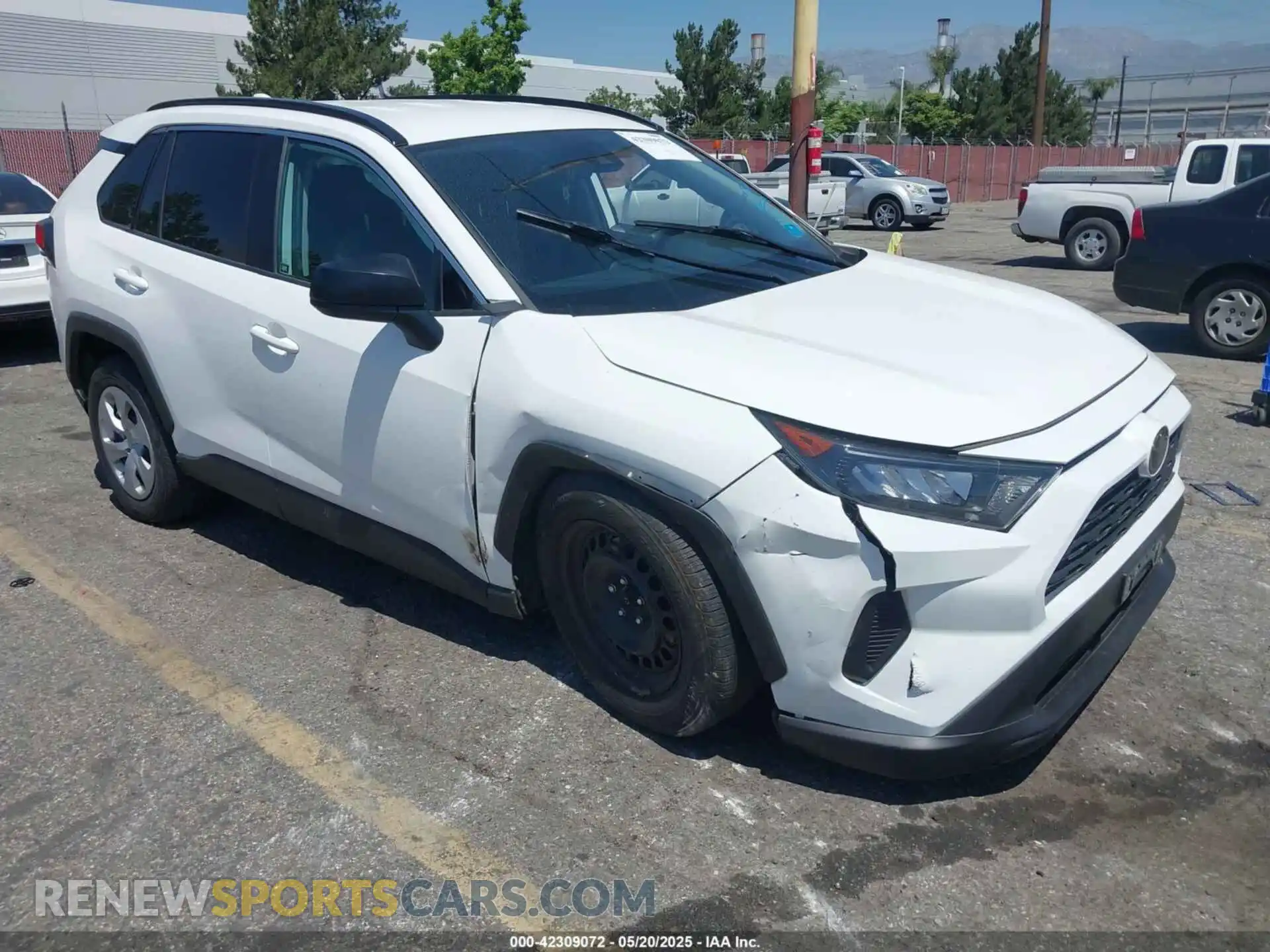 1 Фотография поврежденного автомобиля 2T3H1RFVXMW136774 TOYOTA RAV4 2021