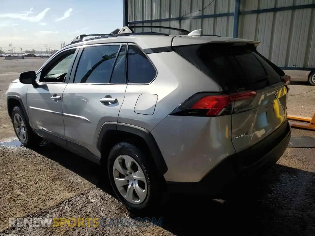 2 Photograph of a damaged car 2T3H1RFVXMW170021 TOYOTA RAV4 2021
