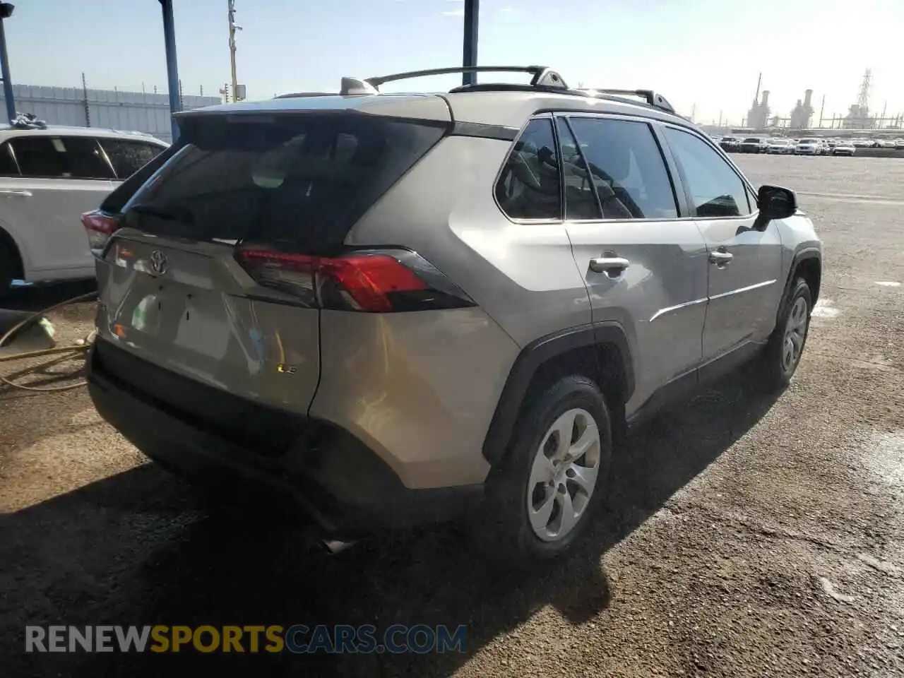 3 Photograph of a damaged car 2T3H1RFVXMW170021 TOYOTA RAV4 2021