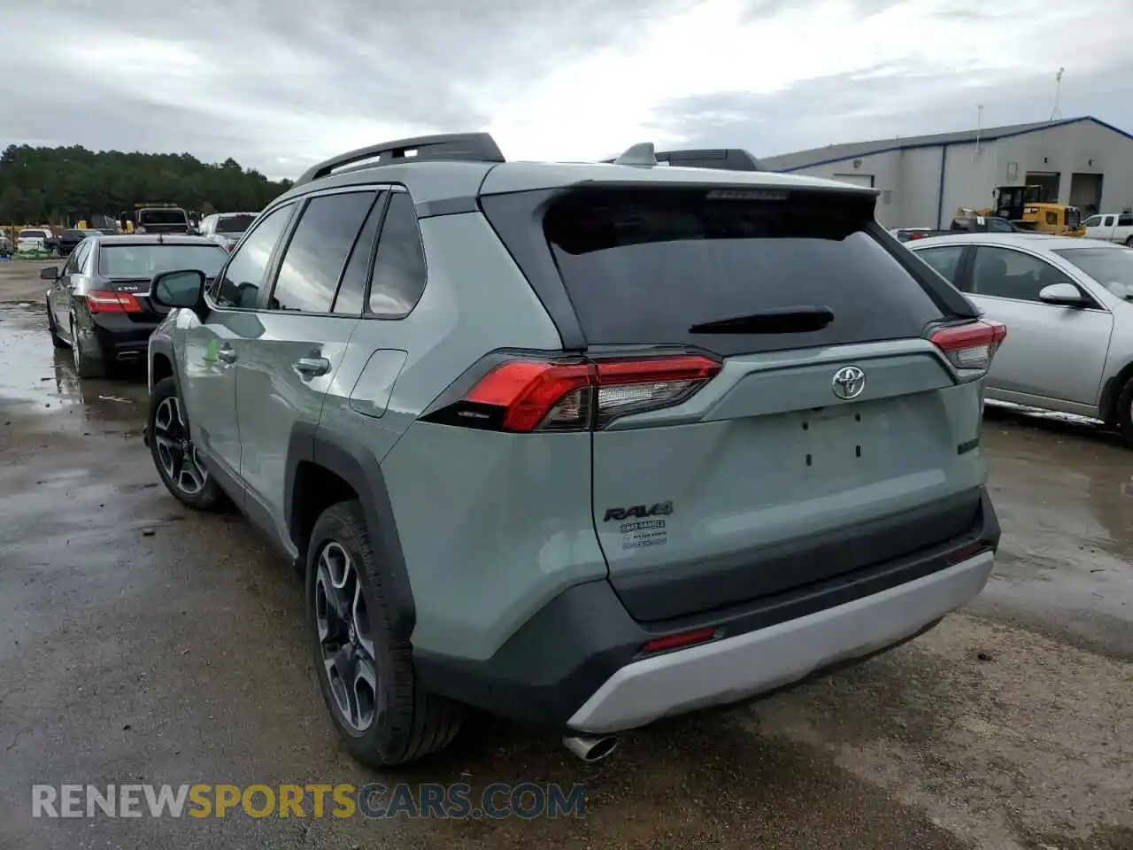 3 Photograph of a damaged car 2T3J1RFV1MW140391 TOYOTA RAV4 2021