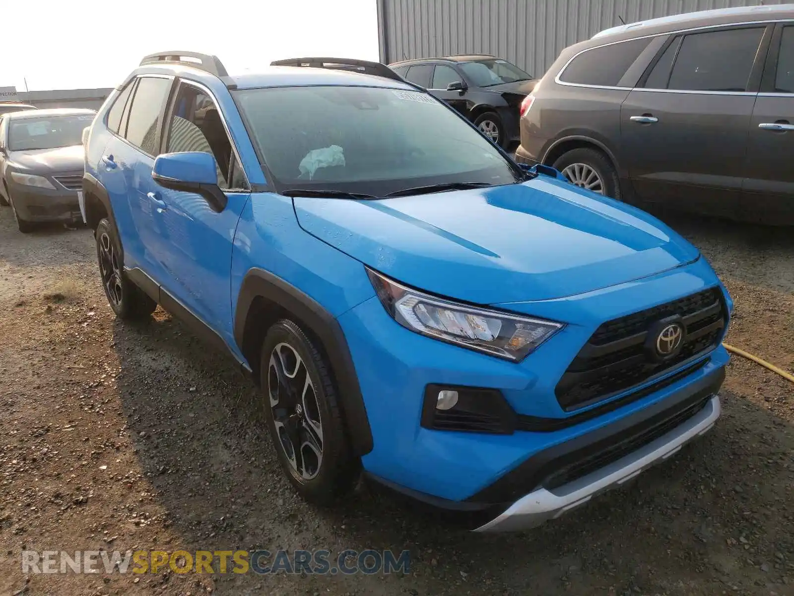 1 Photograph of a damaged car 2T3J1RFV4MW159923 TOYOTA RAV4 2021