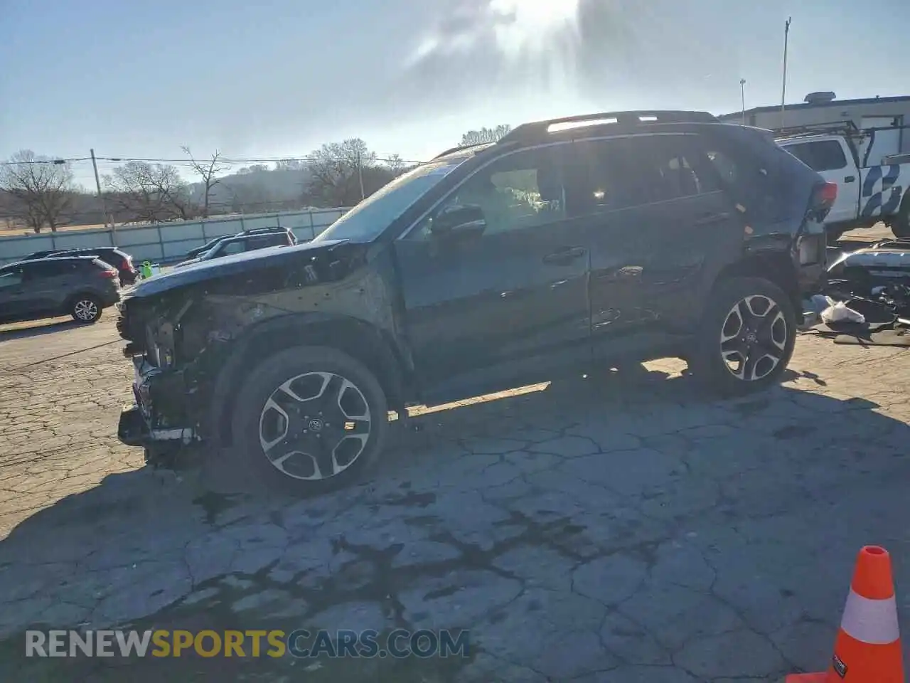 1 Photograph of a damaged car 2T3J1RFV5MW163706 TOYOTA RAV4 2021