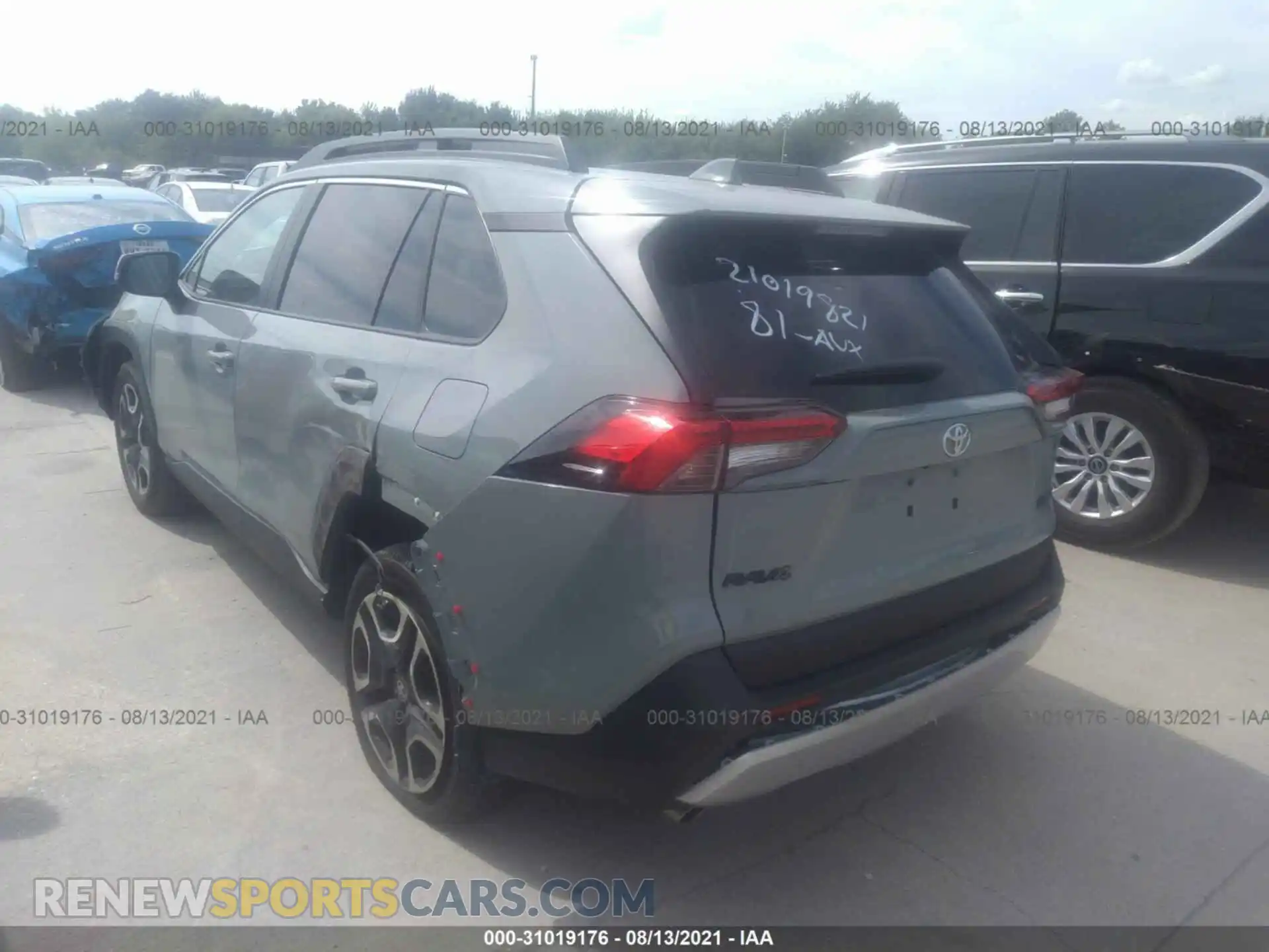 3 Photograph of a damaged car 2T3J1RFV7MW195816 TOYOTA RAV4 2021