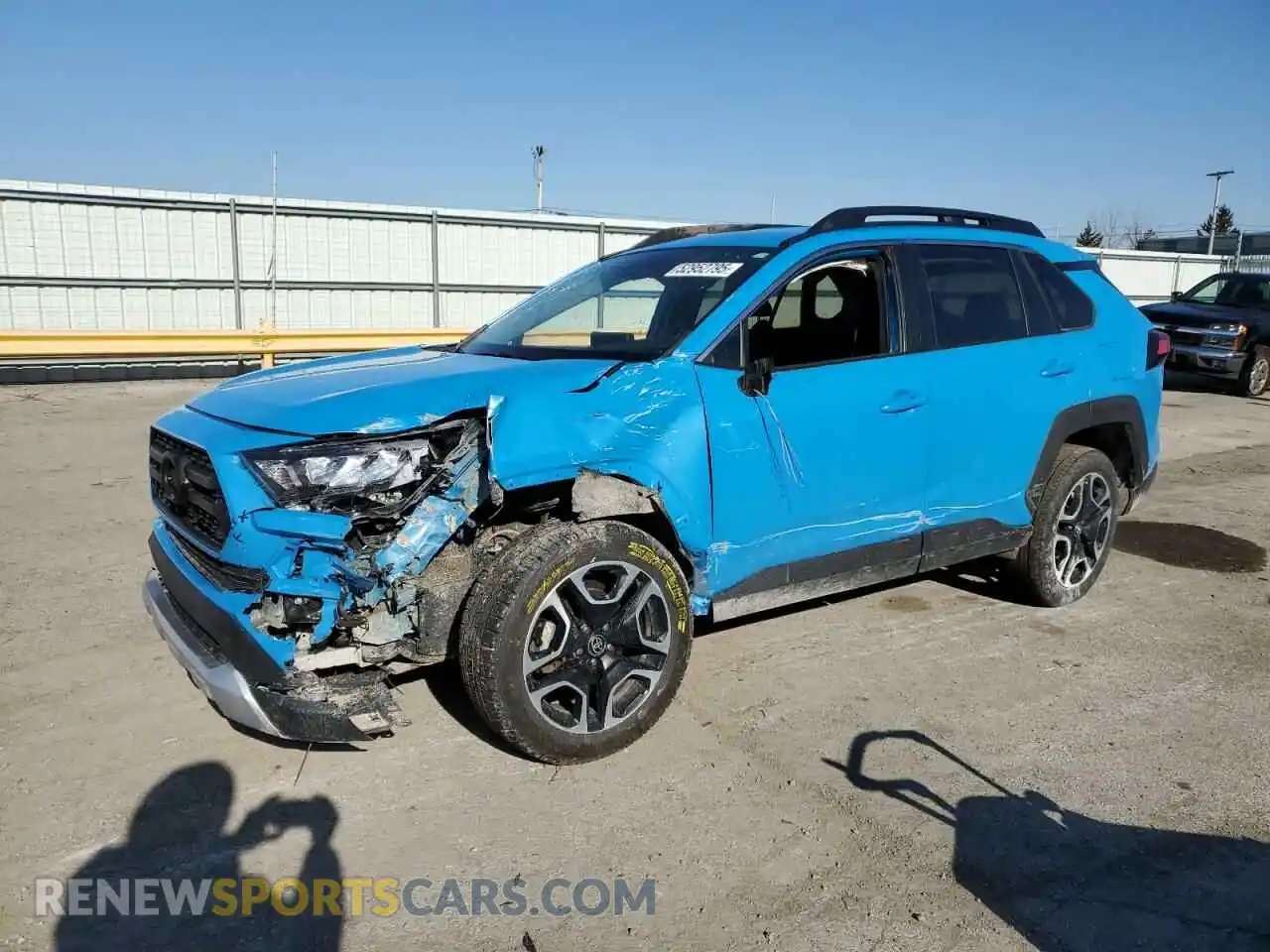 1 Photograph of a damaged car 2T3J1RFV7MW214512 TOYOTA RAV4 2021