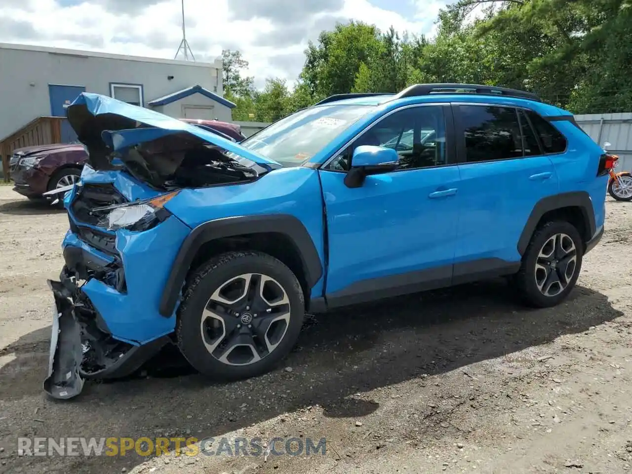 1 Photograph of a damaged car 2T3J1RFV8MW162663 TOYOTA RAV4 2021