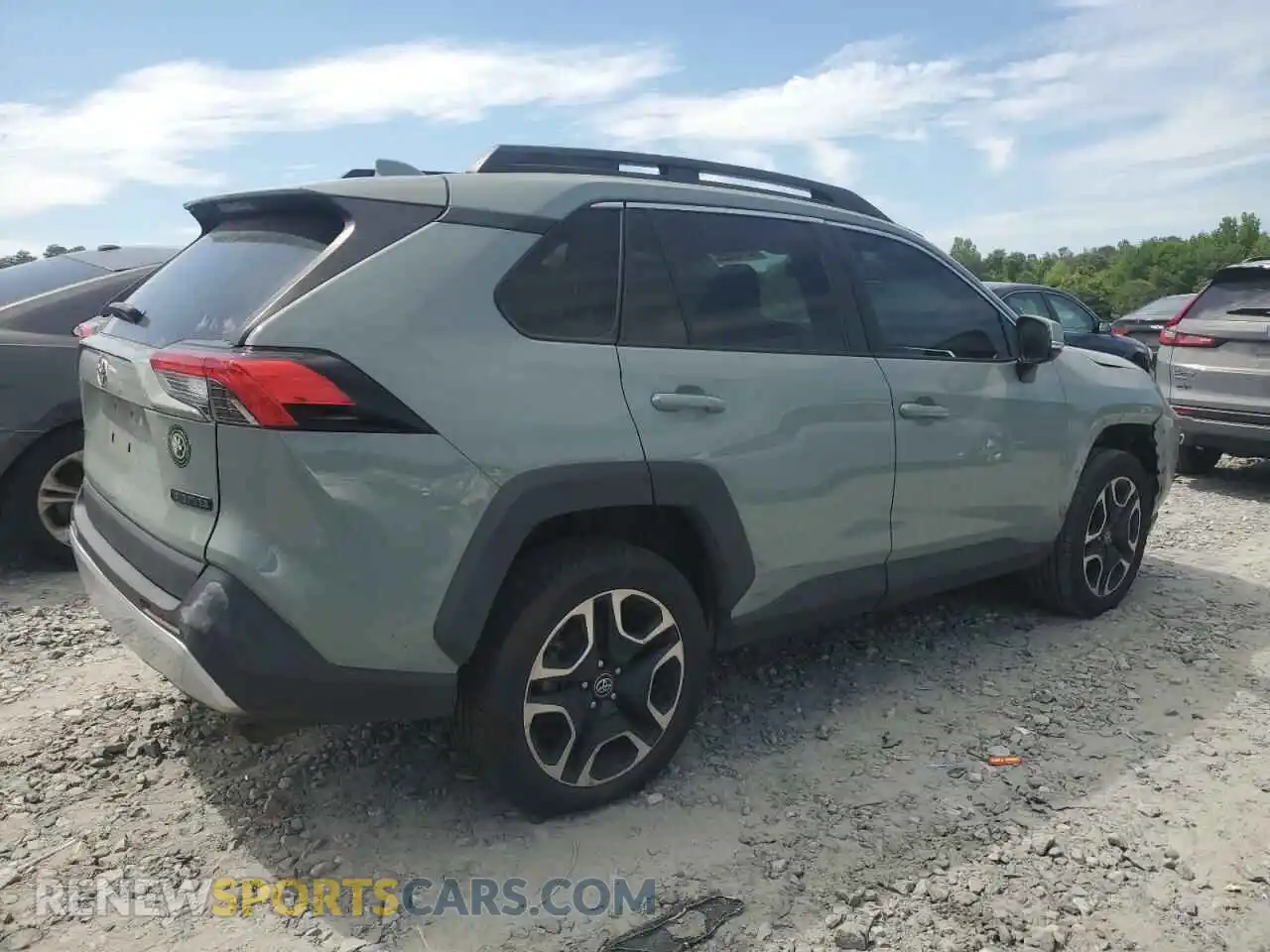 3 Photograph of a damaged car 2T3J1RFV9MW159805 TOYOTA RAV4 2021