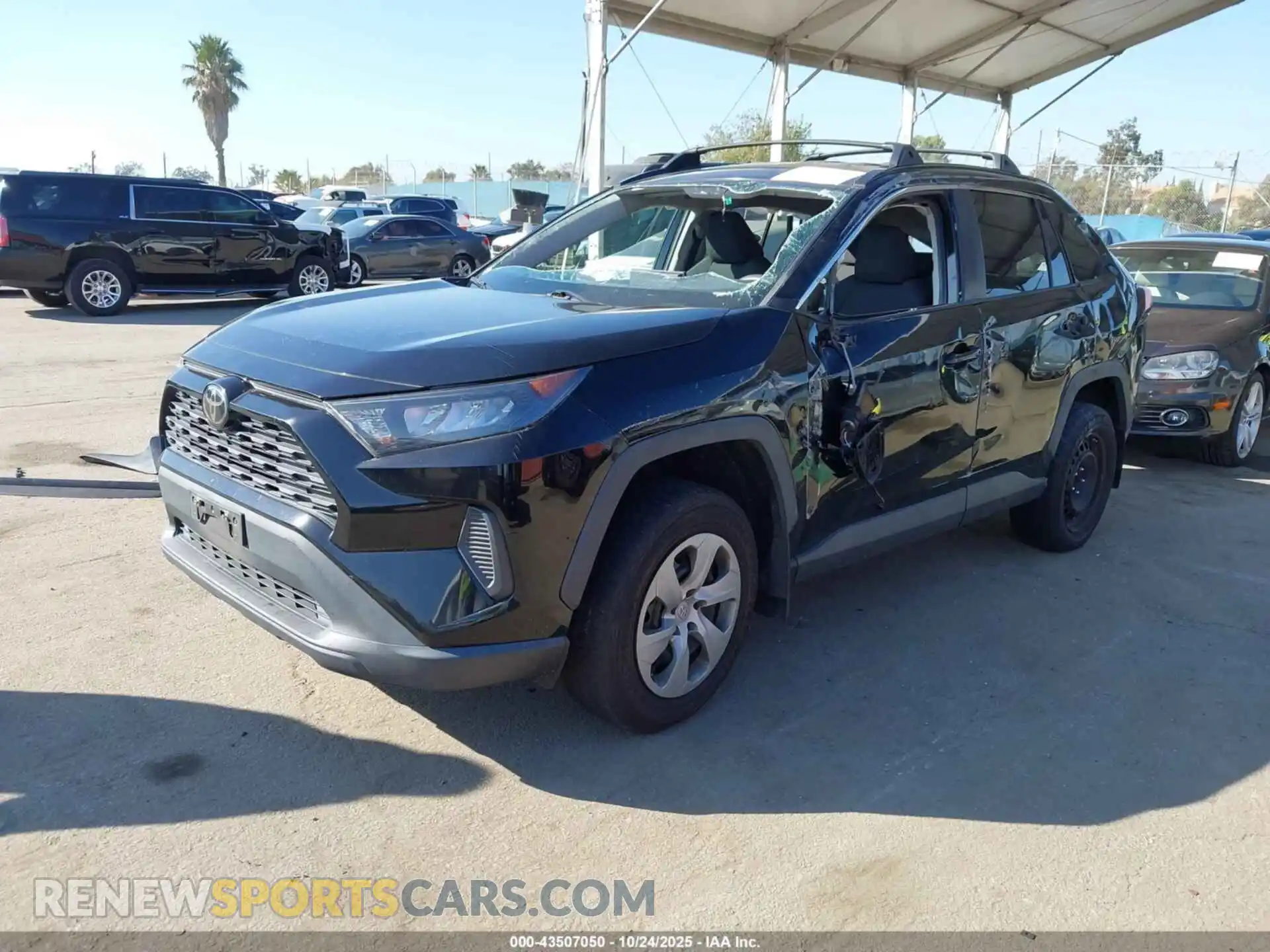2 fotografías del automóvil dañado 2T3K1RFV0MW109203 TOYOTA RAV4 2021